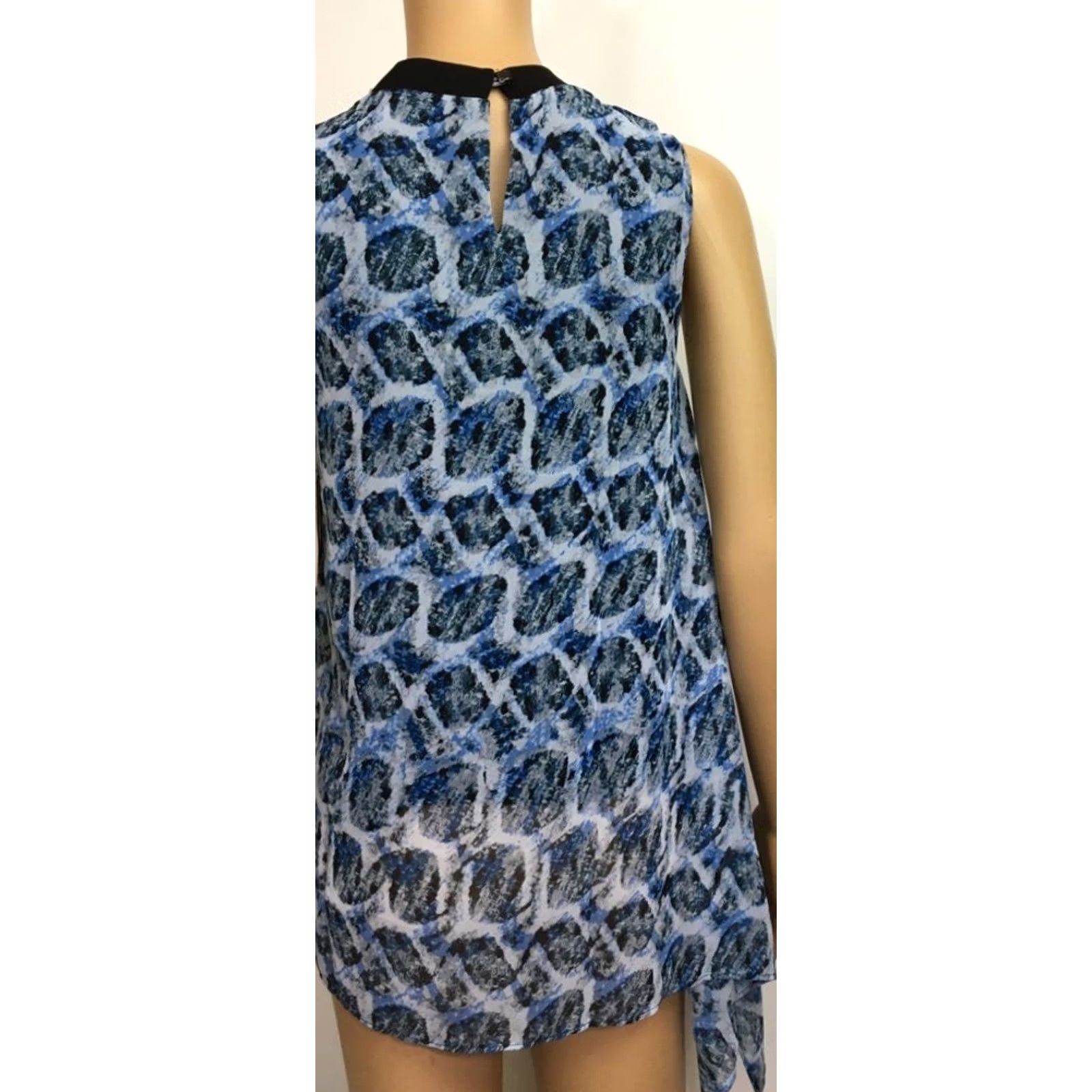 Vintage Rachel Roy Blouse Sleeveless XS Blue Keyhole Lined Hi-Low Rattlesnake Womens Size XS / US 0-2 / IT 36-38 - 3 Thumbnail