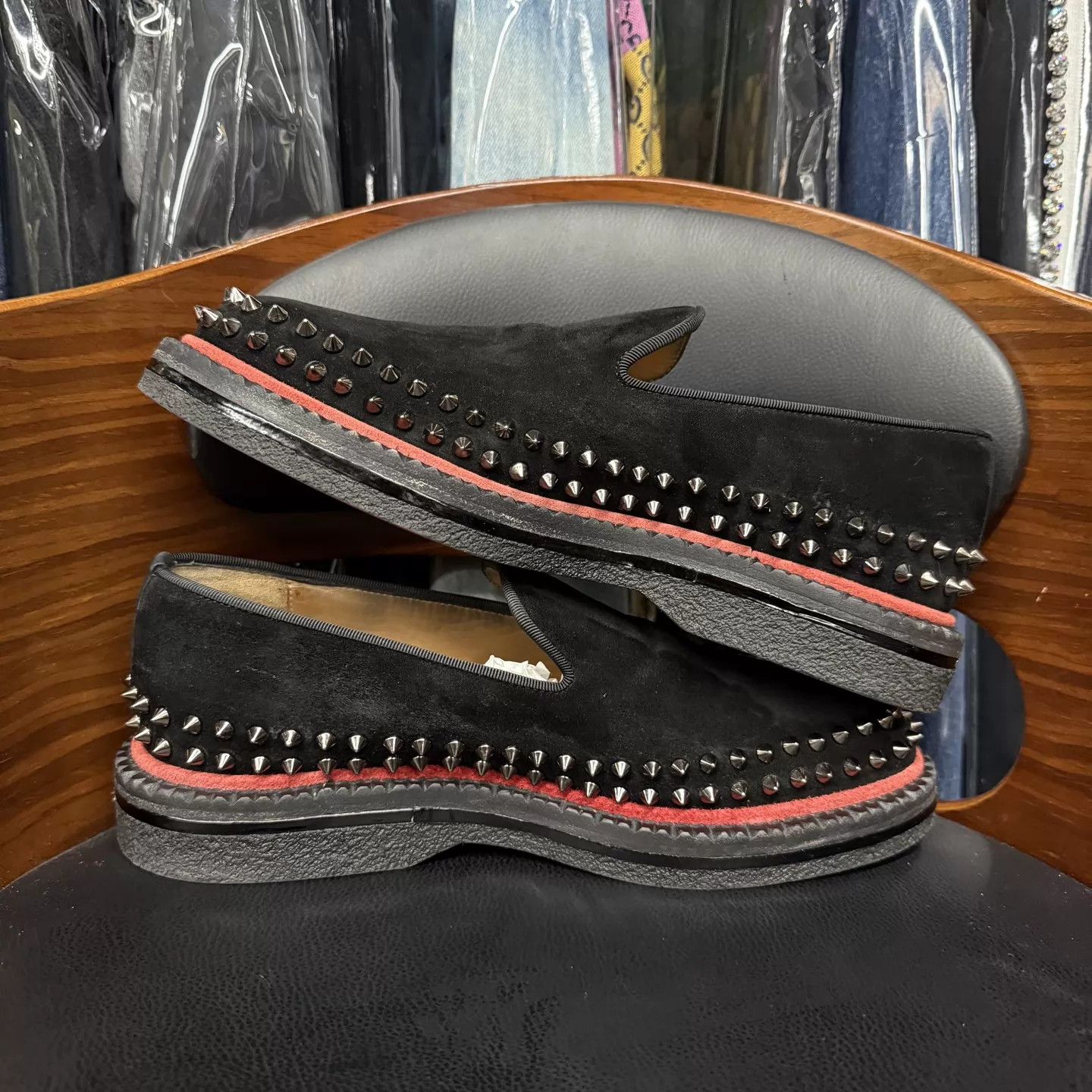 Christian Louboutin Christian Louboutin Black Suede Studs Red Sole 40 Mint Size US 7 / EU 40 - 7 Thumbnail