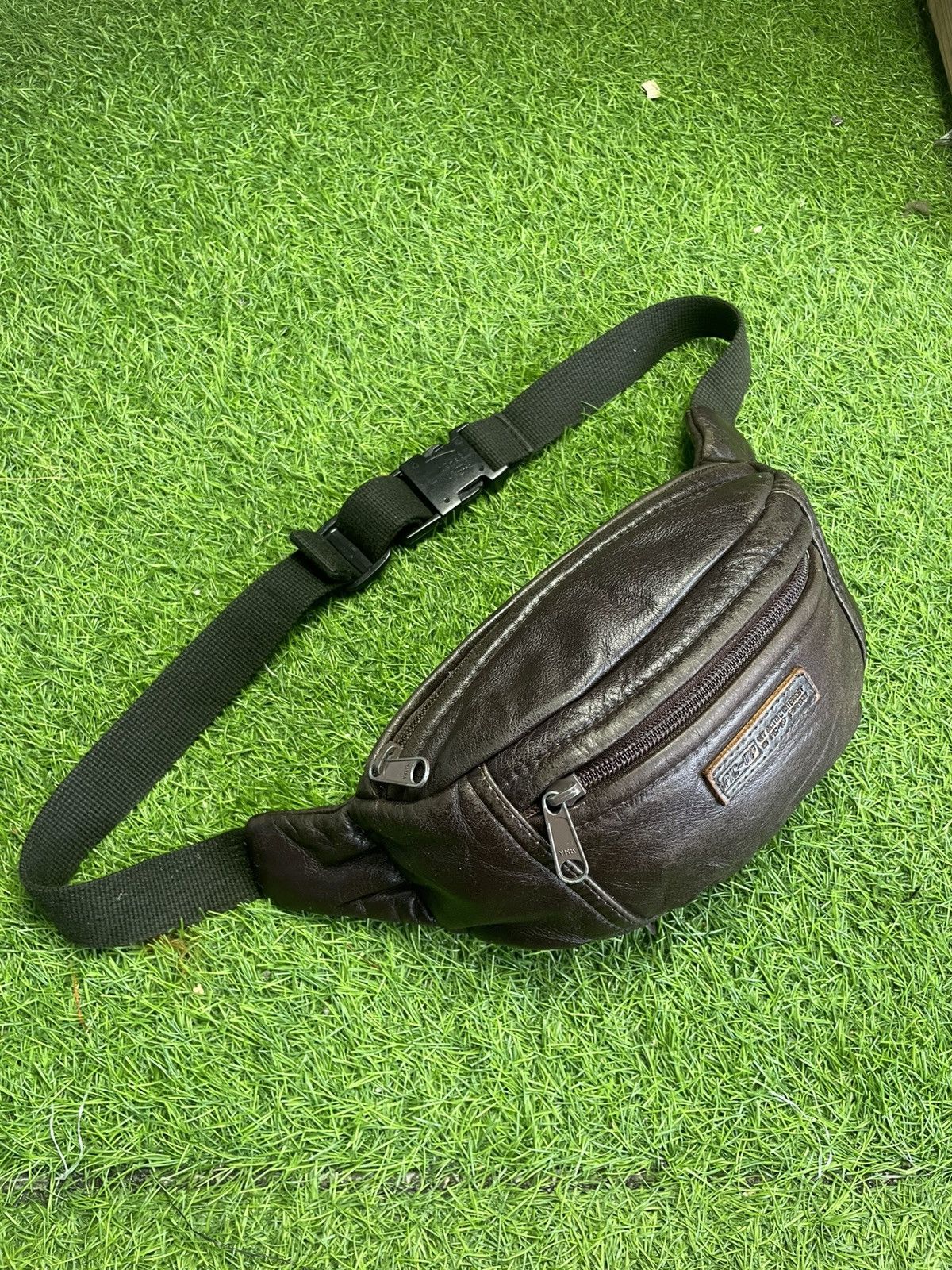 Vintage Authentic JAPAN waist bag leather Size ONE SIZE - 1 Thumbnail