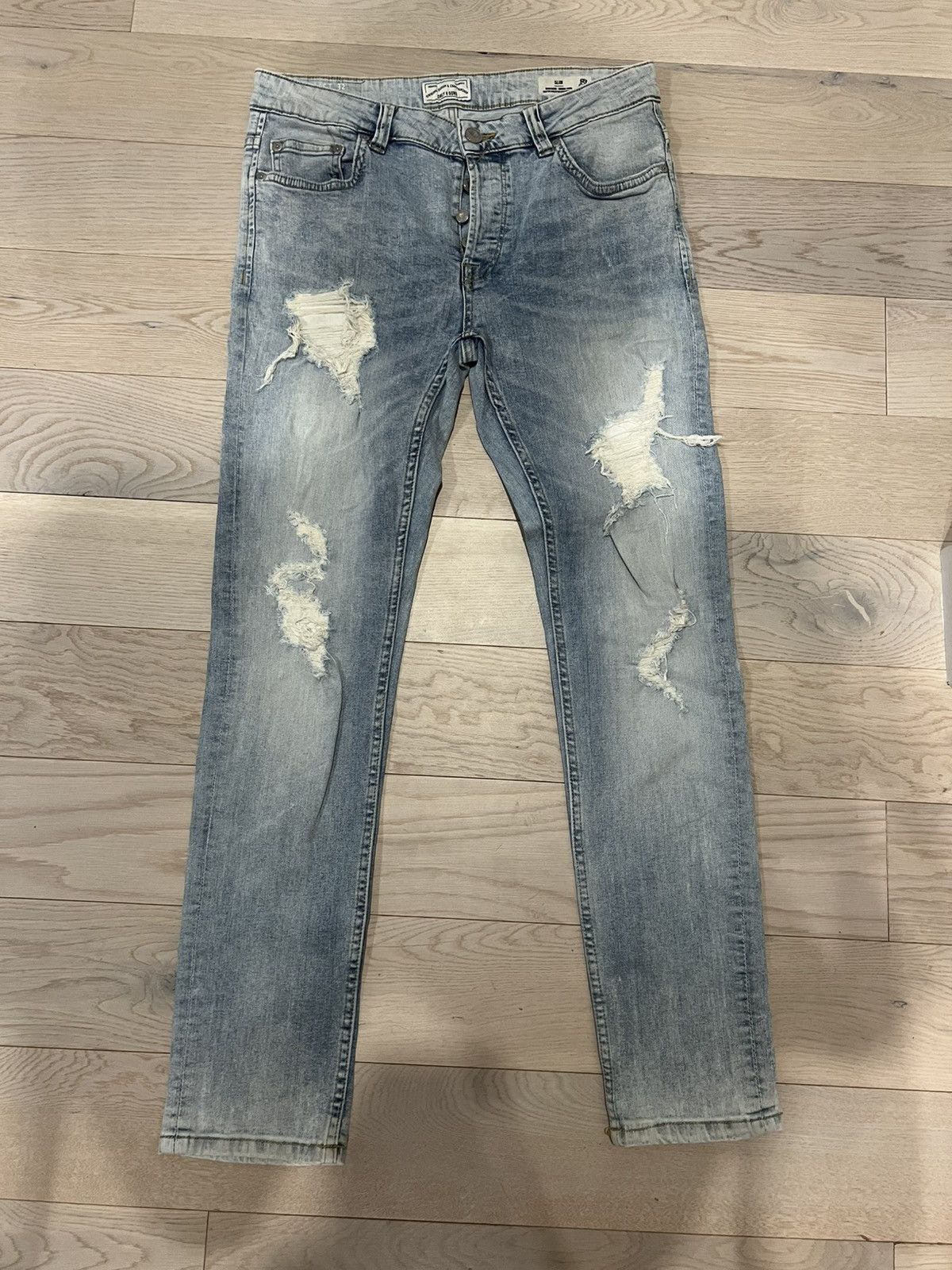 ONLY & SONS Only & Sons Slim Fit Light Blue Distressed Jeans Men’s 32x32 Size US 32 / EU 48 - 1 Thumbnail
