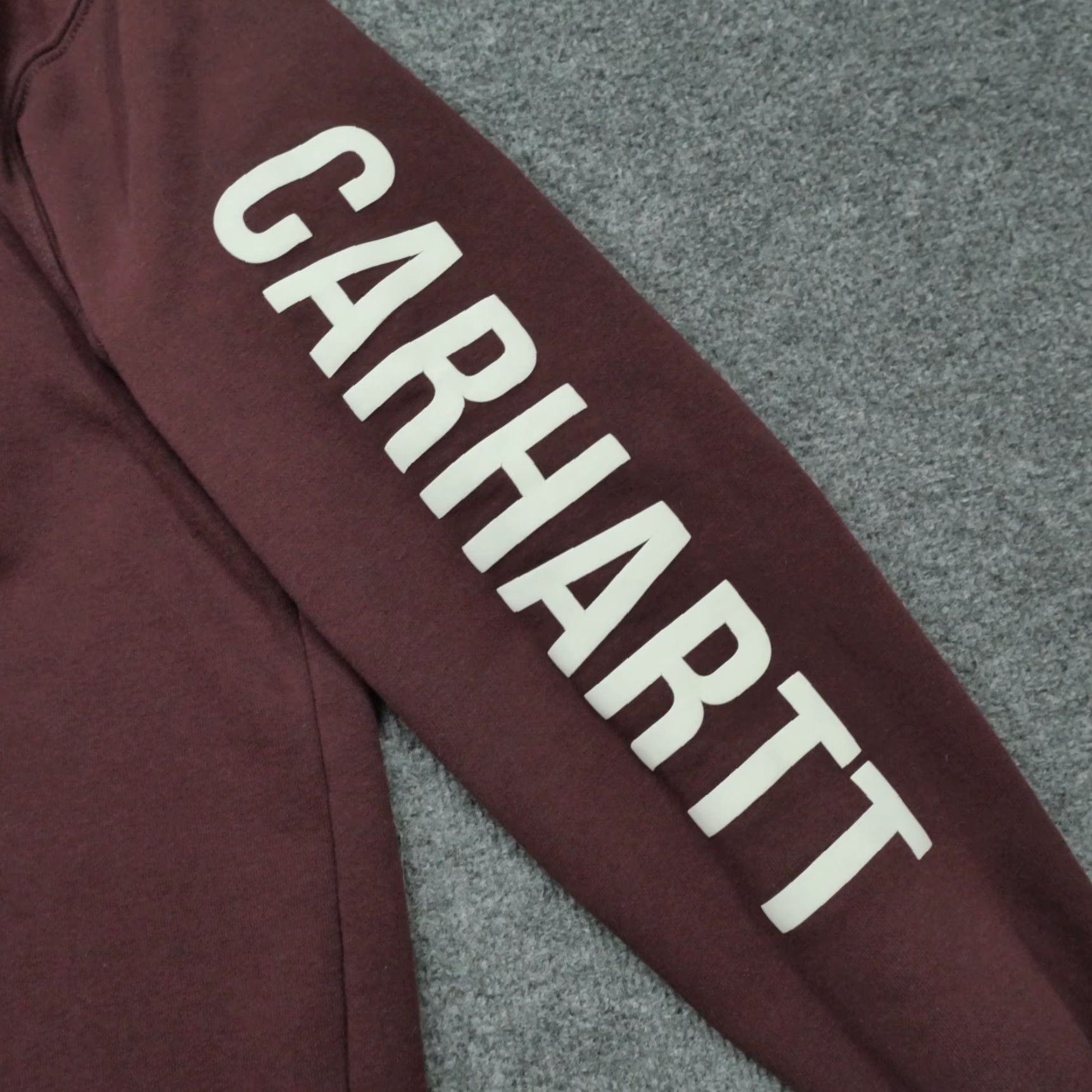 Carhartt Carhartt Sweatshirt Mens Small Red Pullover Logo Arm Spellout Regular S Red Mens Sweatshirt Pullover Carhartt Sport Style Pattern Solid Fanatics? Size US S / EU 44-46 / 1 - 3 Thumbnail