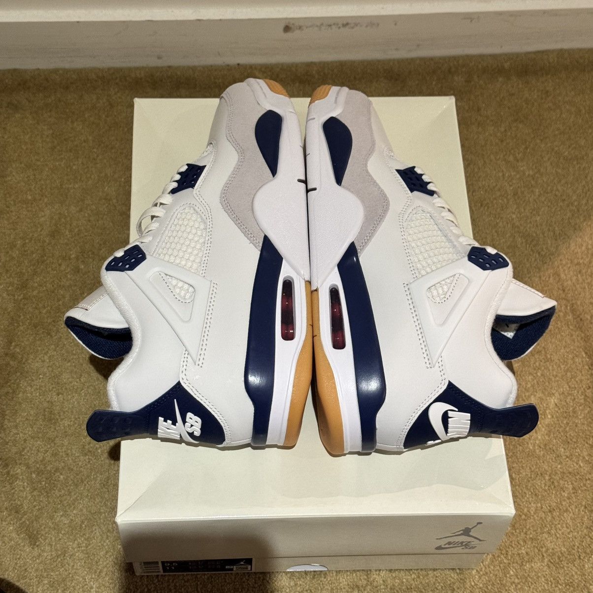 Jordan Brand Air Jordan 4 Nike SB Navy UK8.5/US9.5 Size US 9.5 / EU 42-43 - 5 Thumbnail