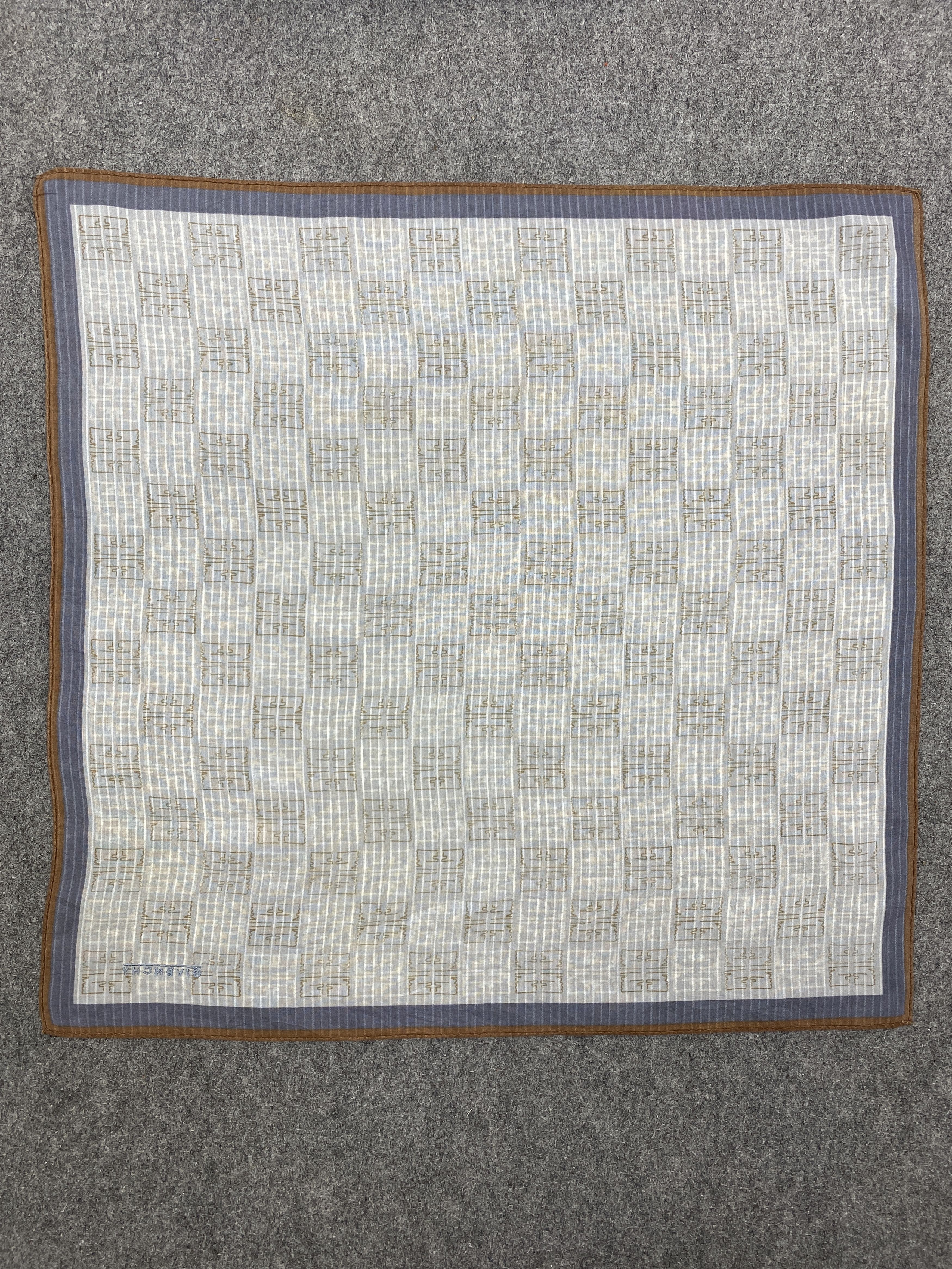 Givenchy Givenchy Handkerchief / Neckerchief / Bandana HKC1009 Size ONE SIZE - 7 Thumbnail