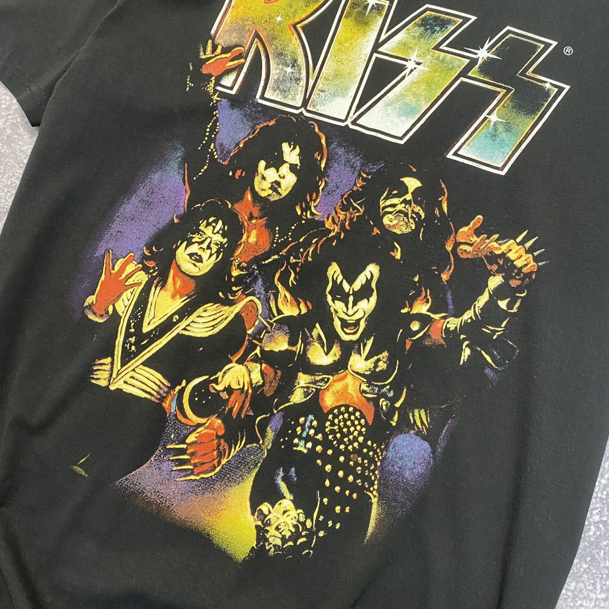 Band Tees Vintage Kiss Big Graphic Logo Rock Band tee Size US M / EU 48-50 / 2 - 4 Thumbnail