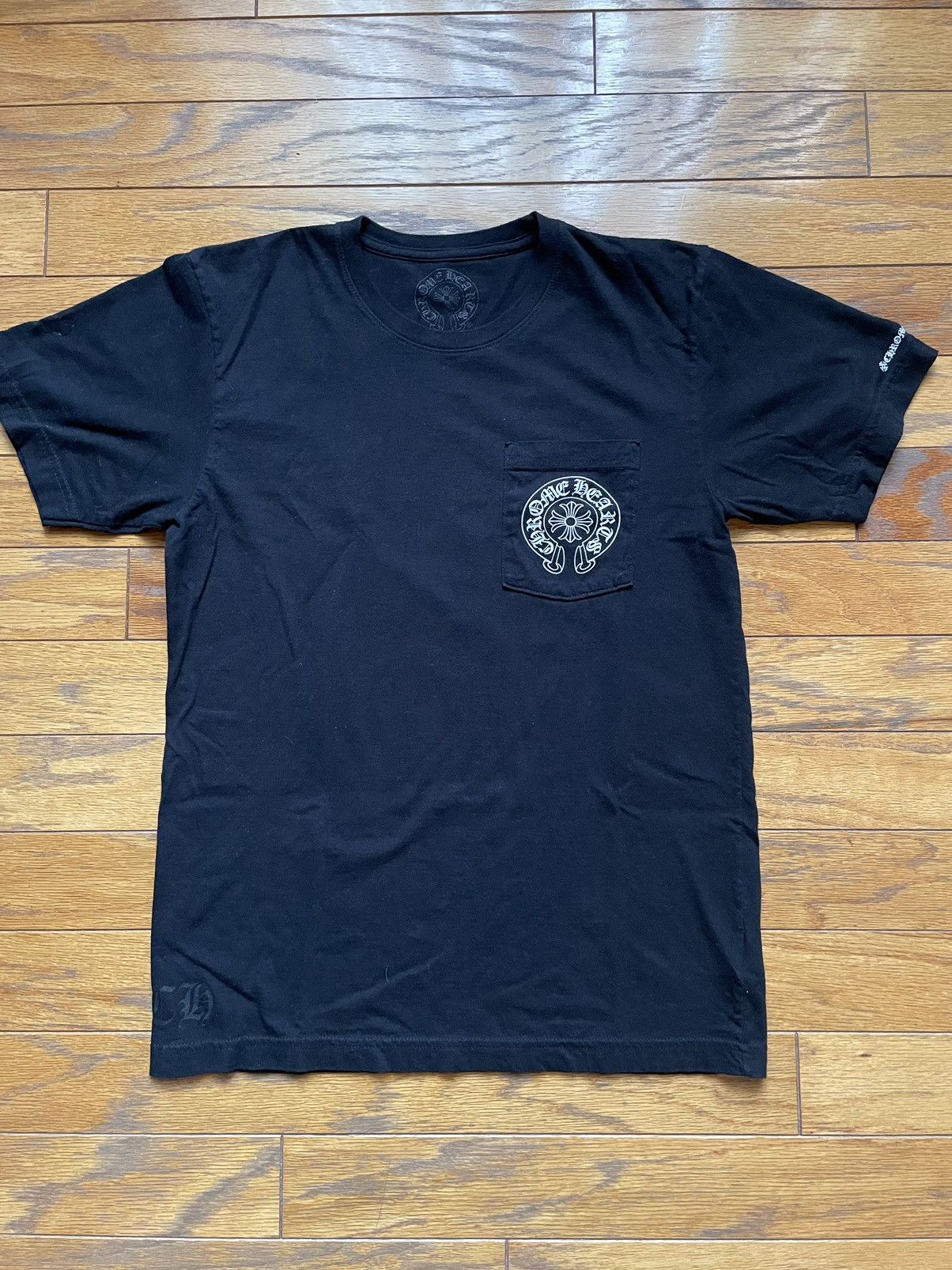 chrome hearts horseshoe logo pocket t shirt black