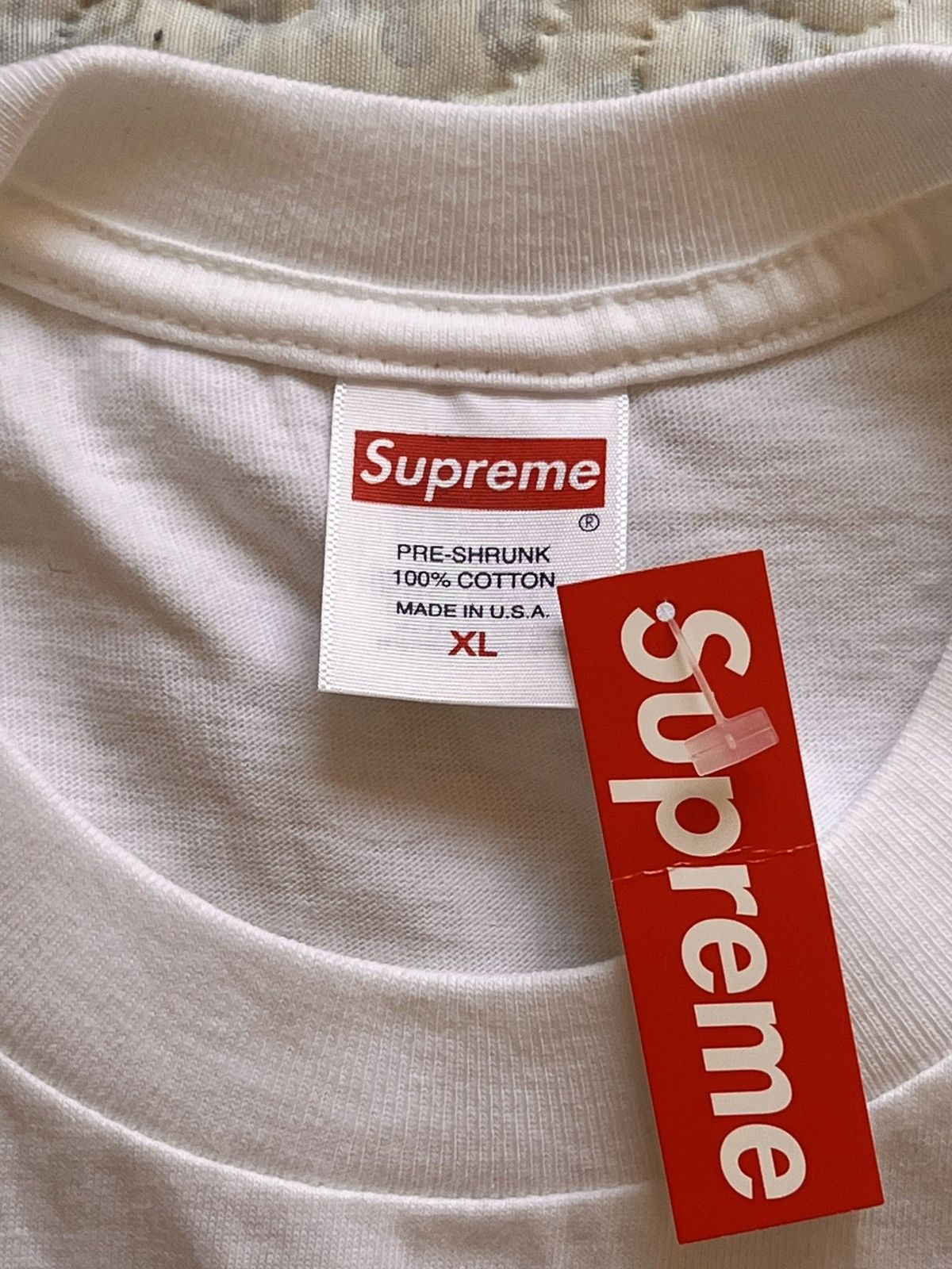 Supreme XL Supreme box logo tee camo T-shirt fw23 white short Size US XL / EU 56 / 4 - 5 Thumbnail