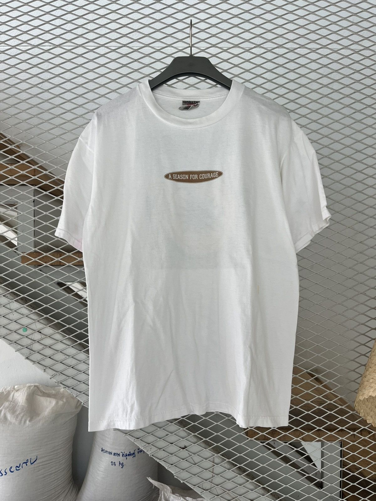 Vintage A SEASON FOR COURAGE Especially For Youth 1999’s Tee