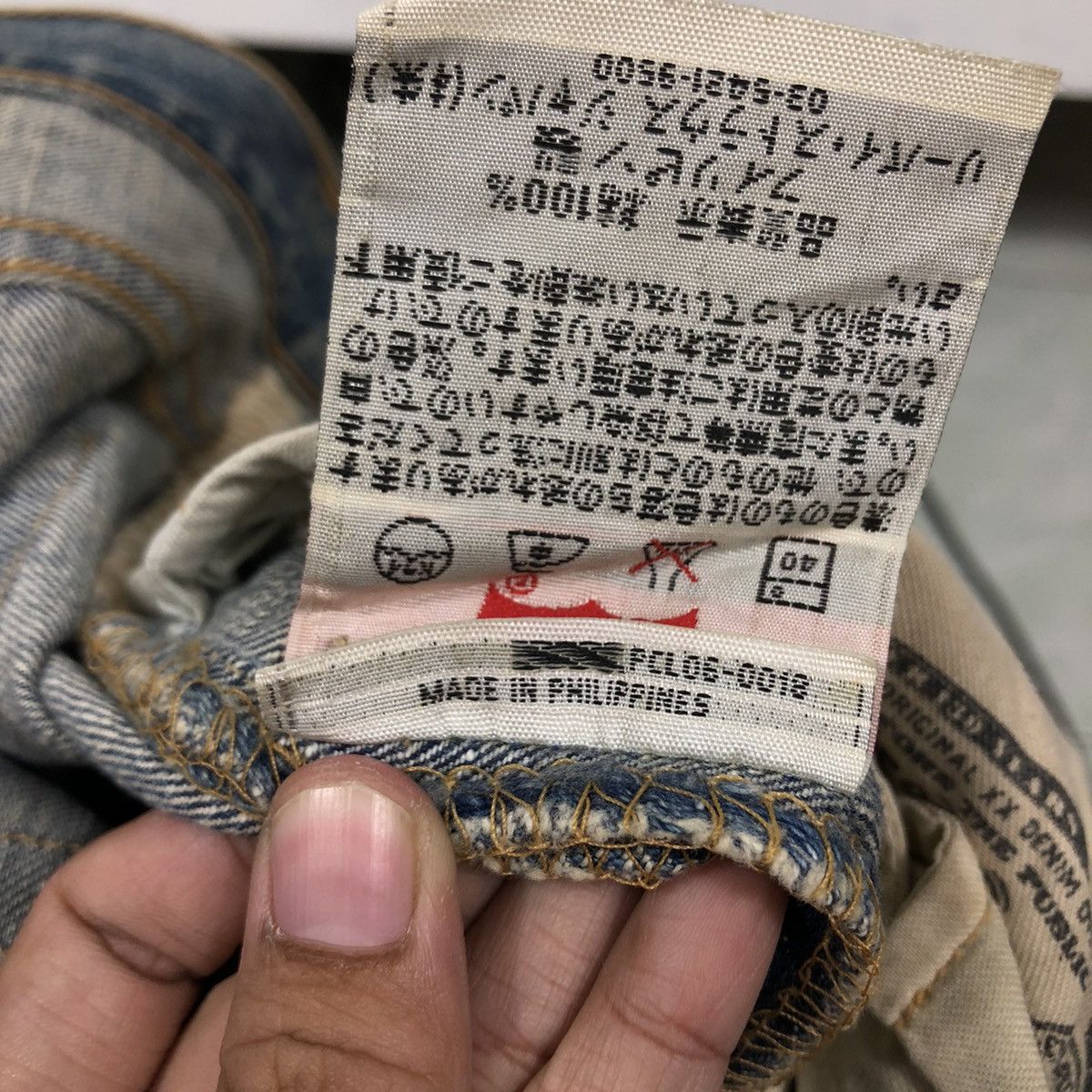 Levi's 🔥Vintage Distressed Denim Rusty Design Levi’s 501 Size US 32 / EU 48 - 22 Thumbnail