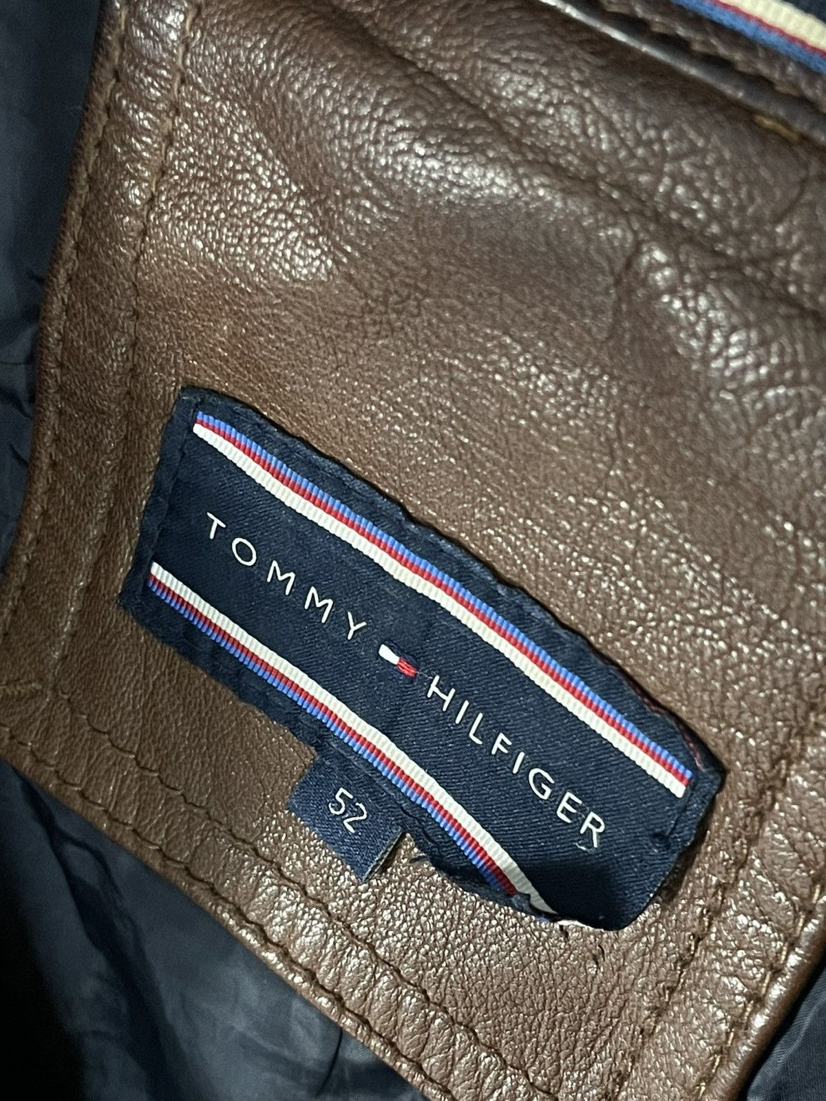 Tommy Hilfiger Vintage Tommy Hilfiger Brown Leather Jacket 1990 Size L Size US L / EU 52-54 / 3 - 9 Thumbnail