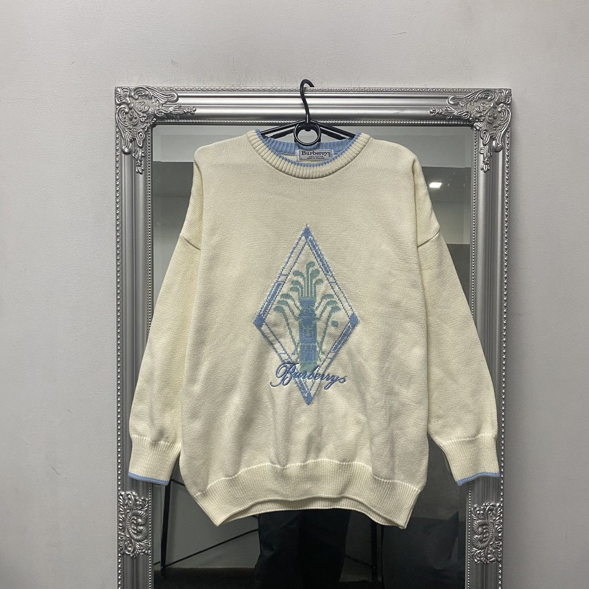 Burberry Vintage Burberry sweater Big Logo luxury Rare Size US L / EU 52-54 / 3 - 1 Thumbnail