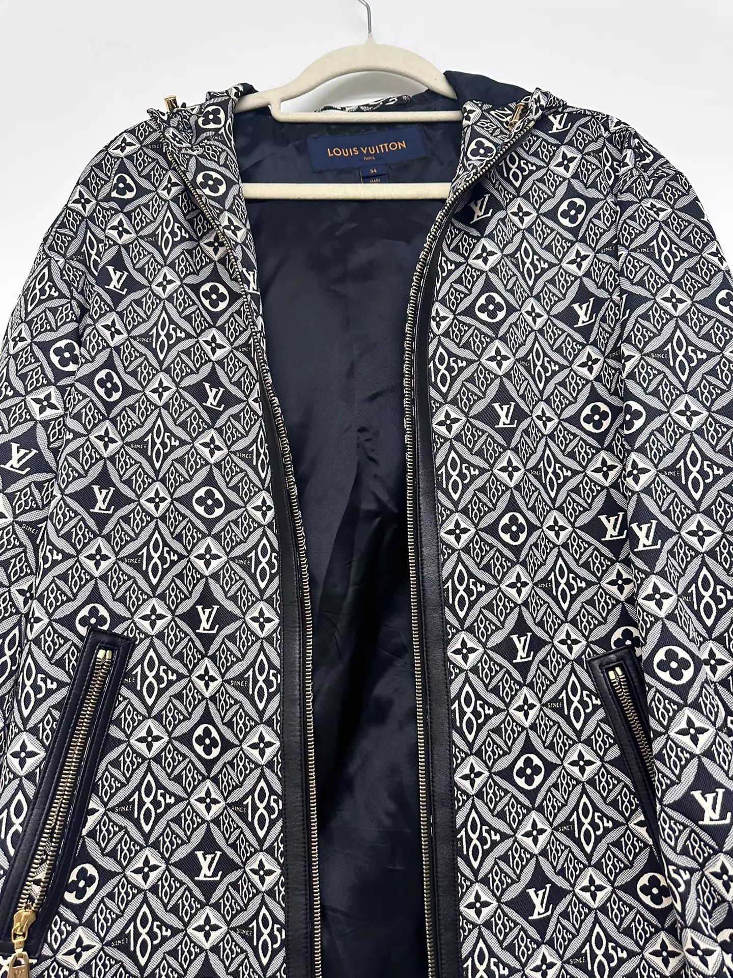 Louis Vuitton Louis Vuitton All Over Logo Print Jacket 34 Size XS / US 0-2 / IT 36-38 - 5 Thumbnail