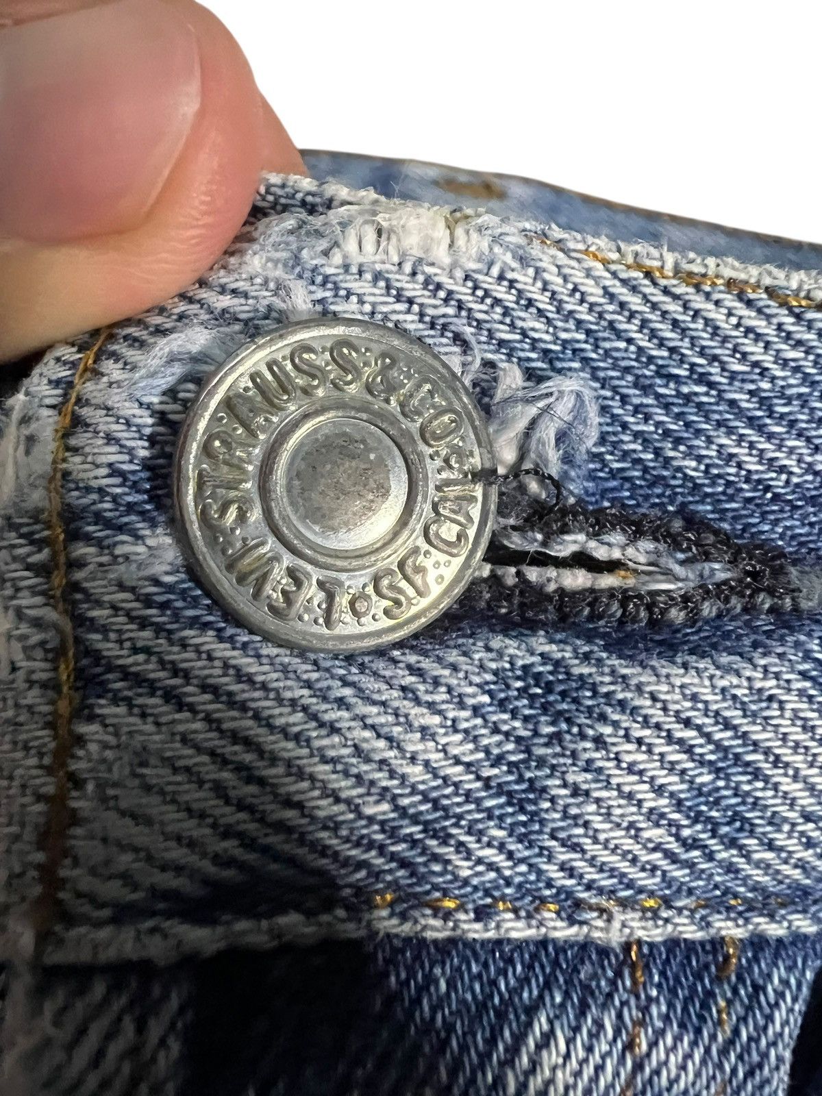 Levi's 80’s Levi’s 501 Light Wash Jean USA Size US 30 / EU 46 - 7 Thumbnail