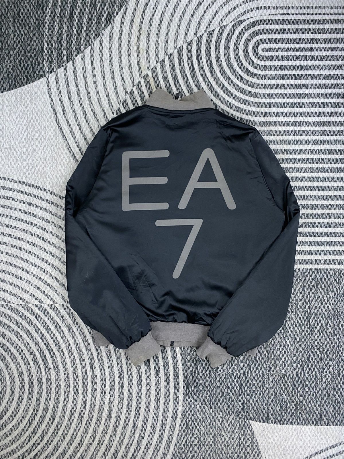 Emporio Armani 🔥Emporio Armani EA7 Big Logo Spellout Reversible Jacket Size US L / EU 52-54 / 3 - 2 Thumbnail