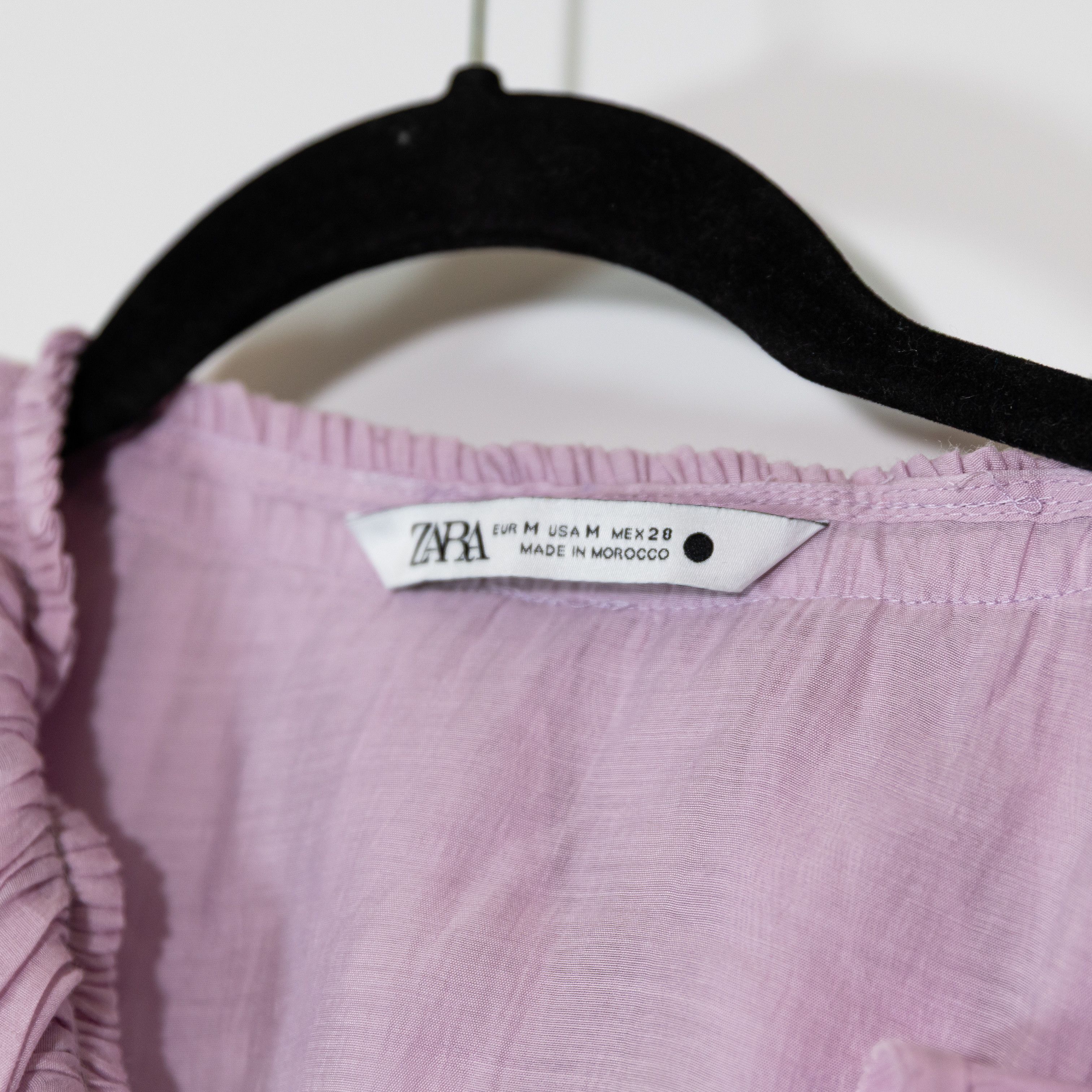 Zara Zara Women's V Neck Flirty Ruffle Collar Long Size M / US 6-8 / IT 42-44 - 2 Thumbnail