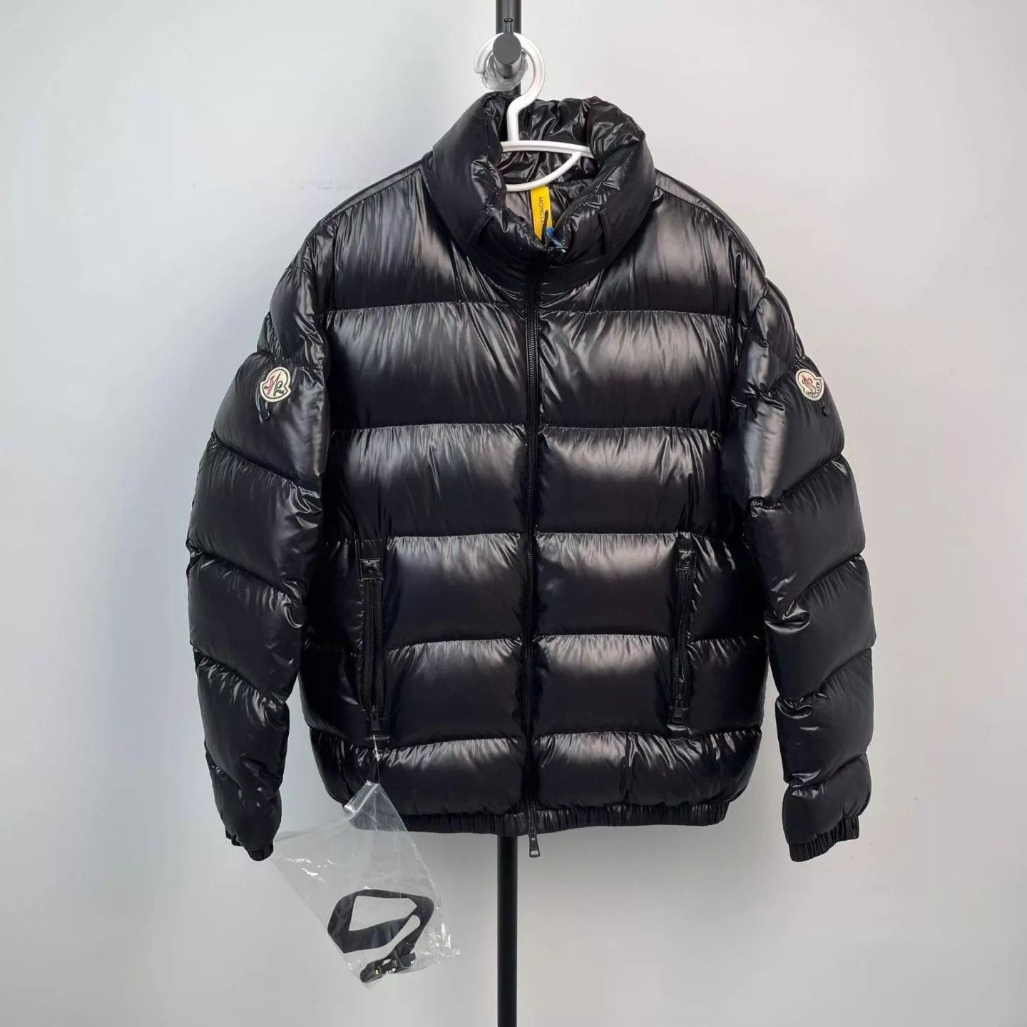 Moncler Moncler Black Double Logo Short Down Jacket Size 1 Size US S / EU 44-46 / 1 - 1 Thumbnail