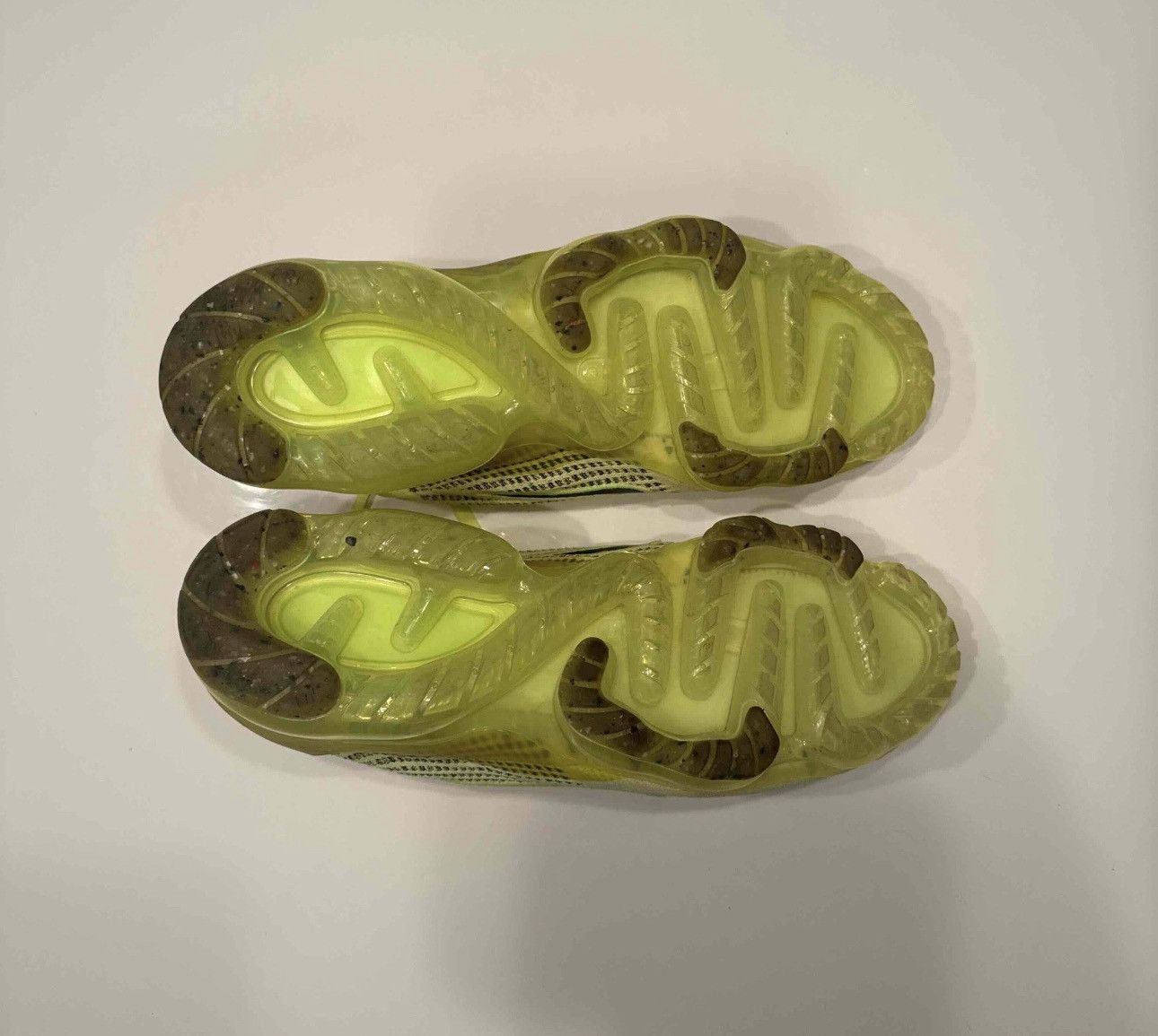 Nike Nike Air VaporMax 2021 Flyknit Next Nature ‘Volt Black’ Size US 11 / EU 44 - 5 Thumbnail