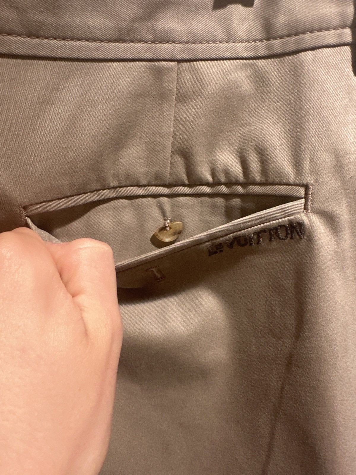 Louis Vuitton Louis Vuitton Khaki Pants Size US 34 / EU 50 - 9 Thumbnail