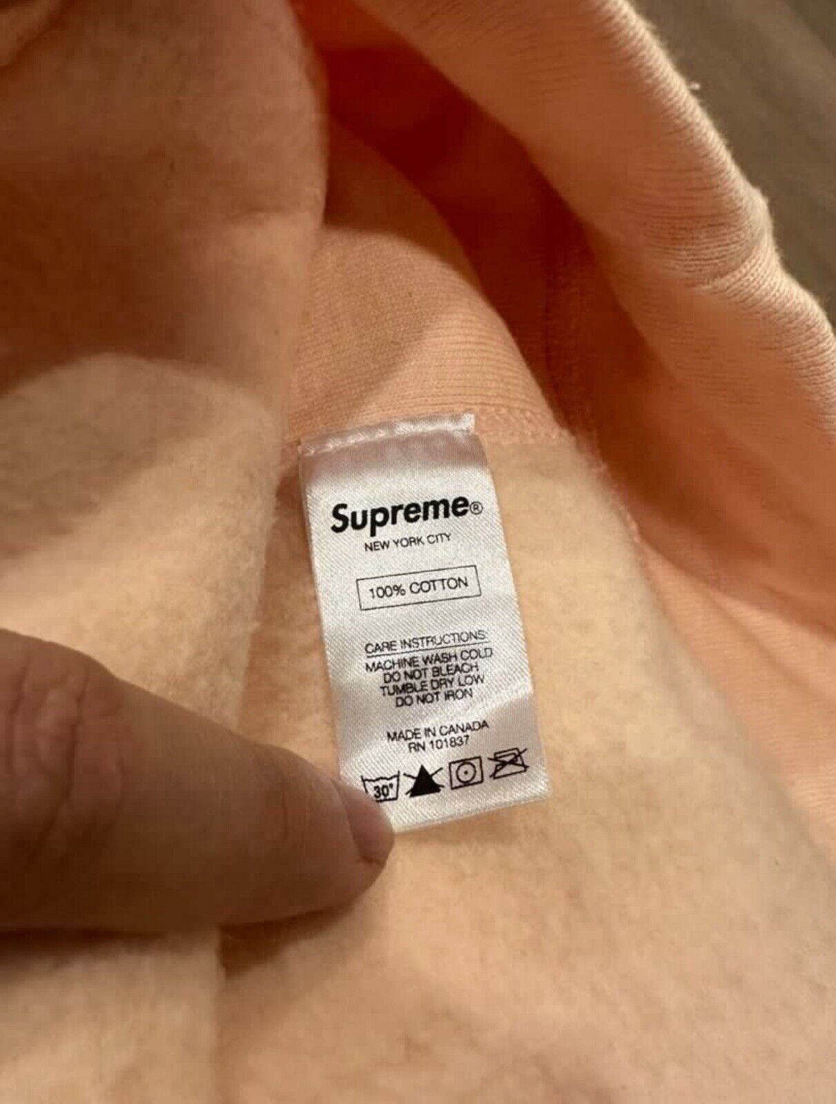 Supreme Supreme Box Logo Hoodie, HOODED SWEATSHIRT PEACH FW16 SIZE L Size US L / EU 52-54 / 3 - 5 Thumbnail