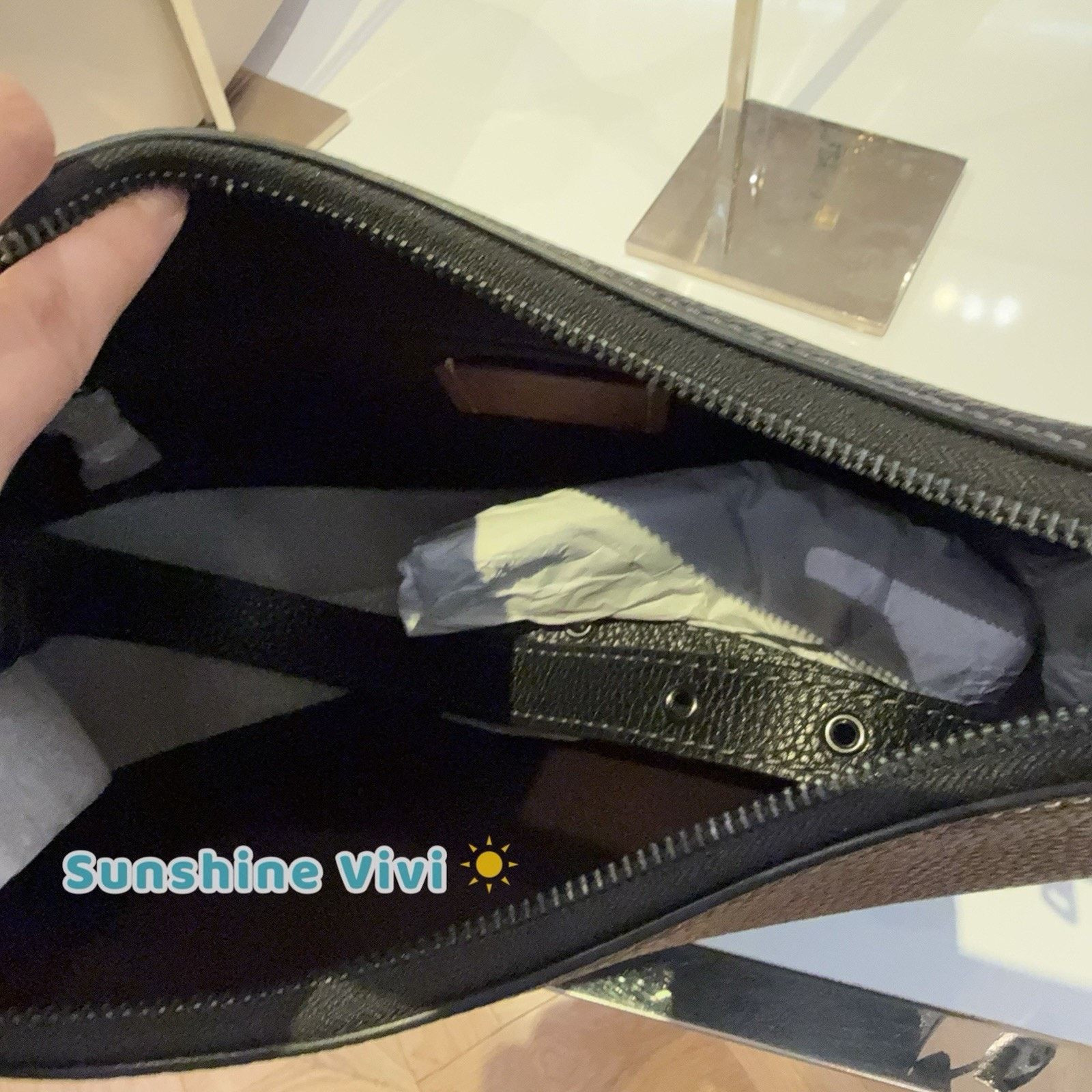 Coach NWT Coach Ella Shoulder Bag Soft Pebble Leather CCE47 Black Size ONE SIZE - 6 Thumbnail