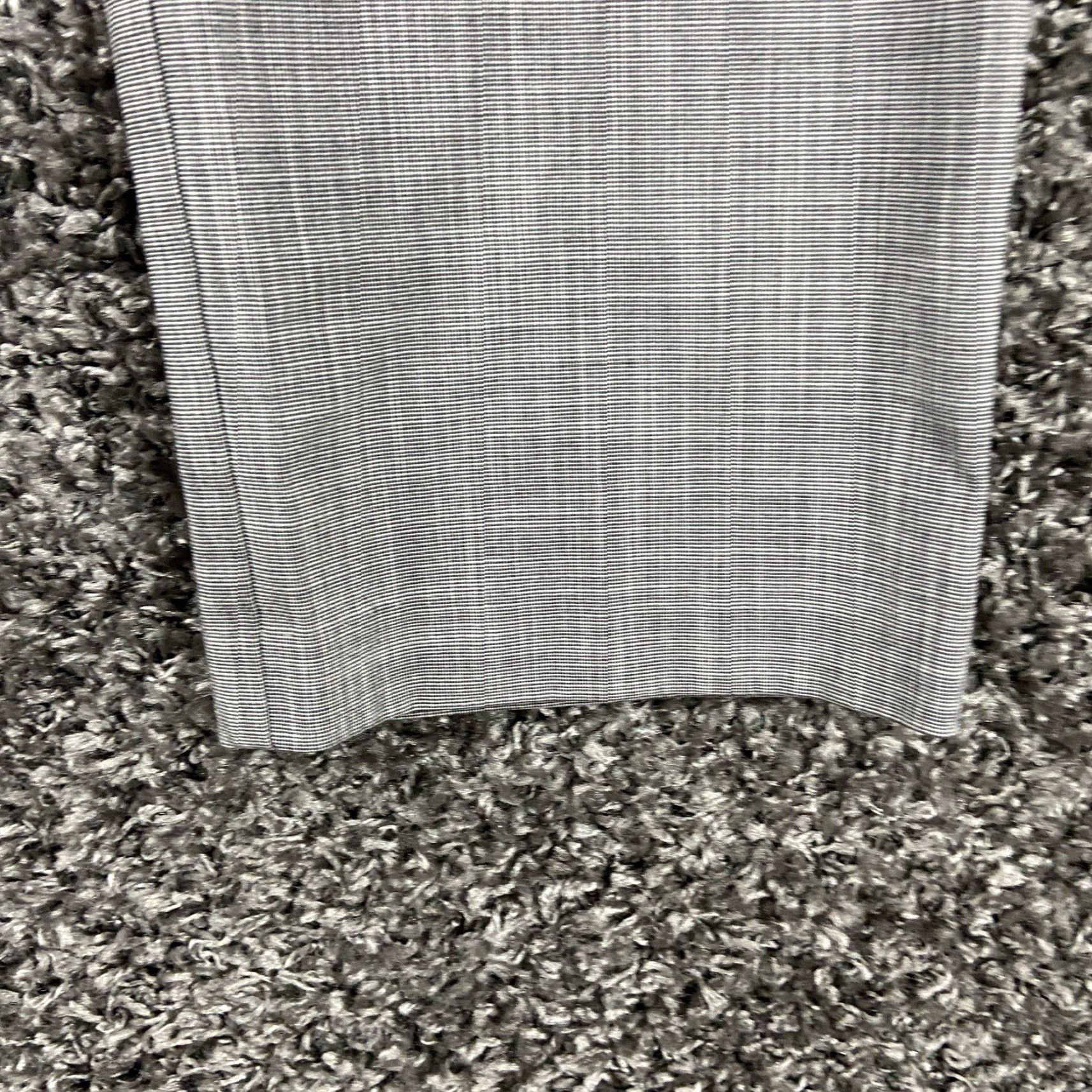 Calvin Klein Calvin Klein Plaid Dress Pants Womens 14 Gray Size 36" / US 14 / IT 50 - 2 Thumbnail