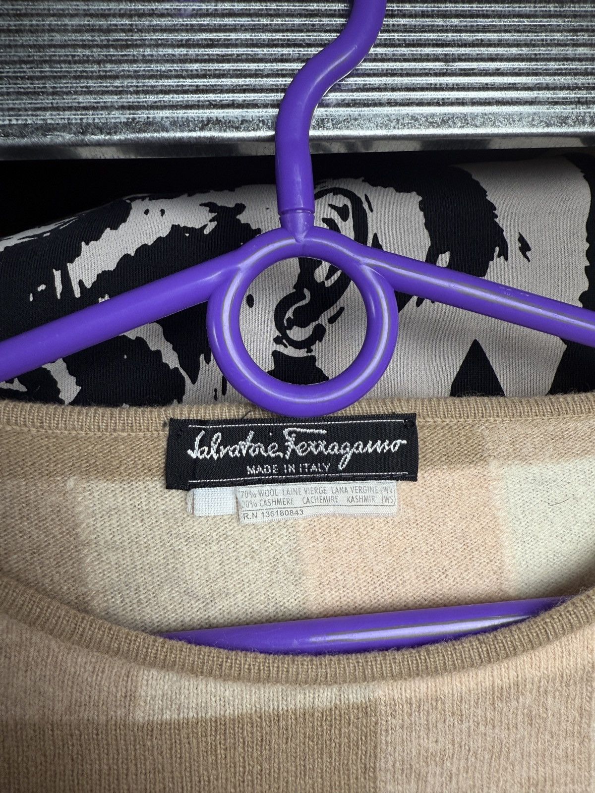 Salvatore Ferragamo Salvatore Ferragamo Cashmere Sweater Size M / US 6-8 / IT 42-44 - 8 Thumbnail