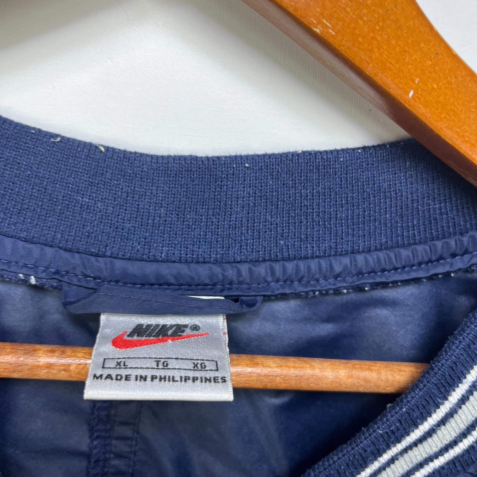 Nike Vintage 90s Nike Swoosh Pullover Windbreaker Jacket XL Size US XL / EU 56 / 4 - 3 Thumbnail