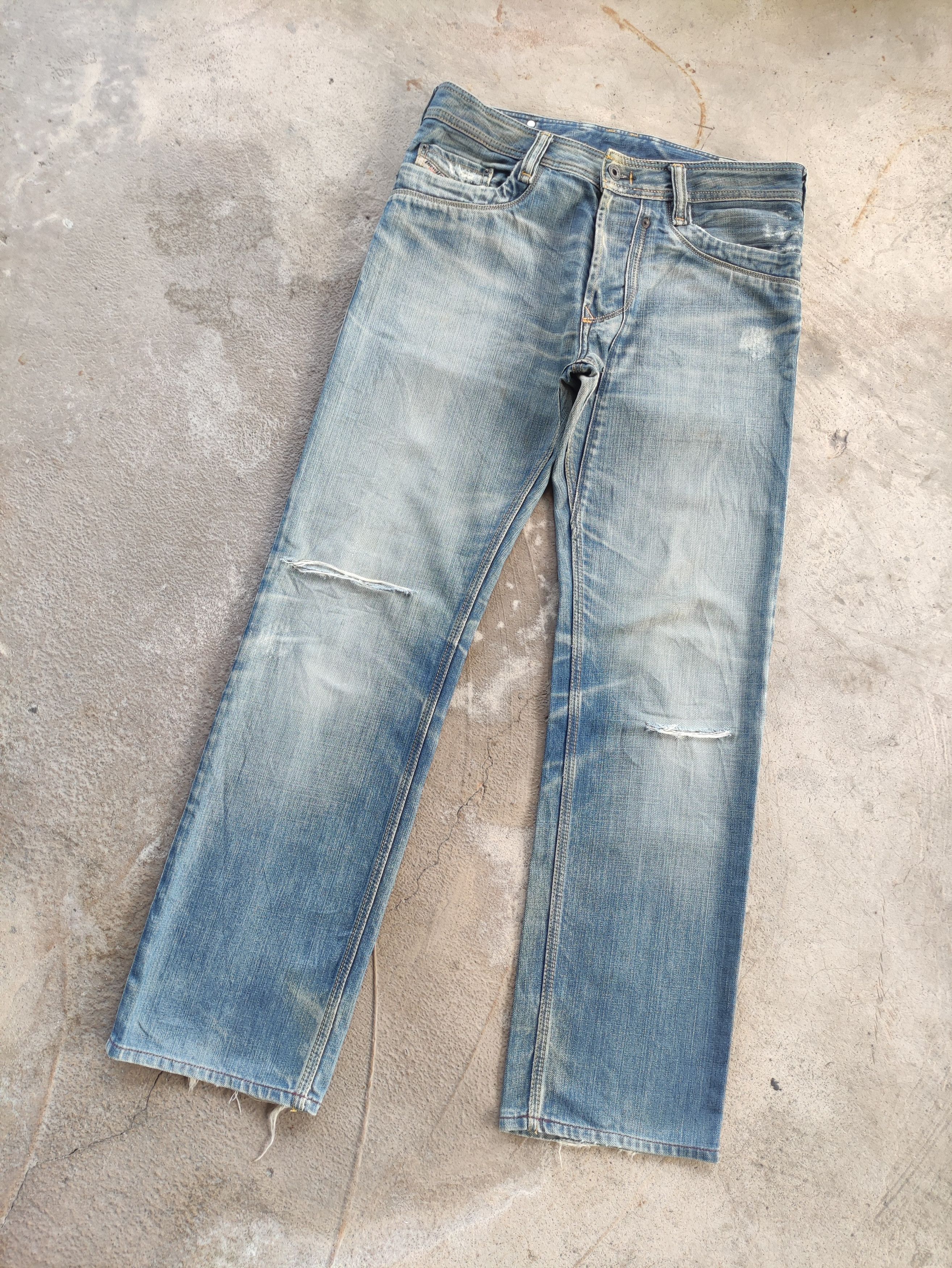 Diesel Vintage Diesel Timmen Button Jean Distressed Faded Size US 33 - 2 Thumbnail