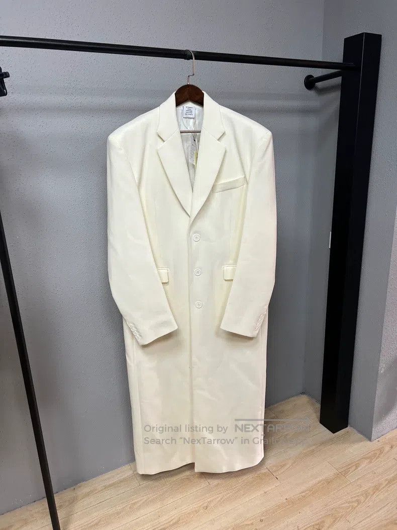 Vetements Vetements Coat Size US S / EU 44-46 / 1 - 1 Thumbnail