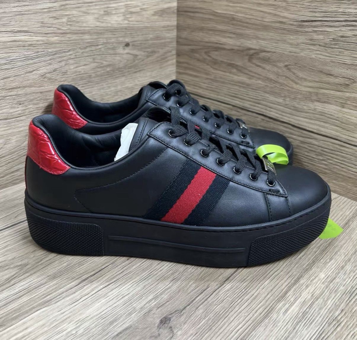 Gucci Gucci ACE Black and Red Platform Sneakers J41 Size US 9 / IT 39 - 3 Thumbnail