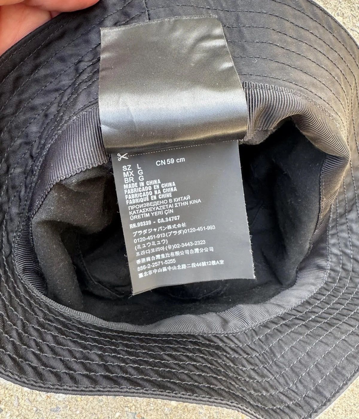 Prada Prada Re-Nylon Black Bucket Hat (Size L) Size ONE SIZE - 4 Thumbnail