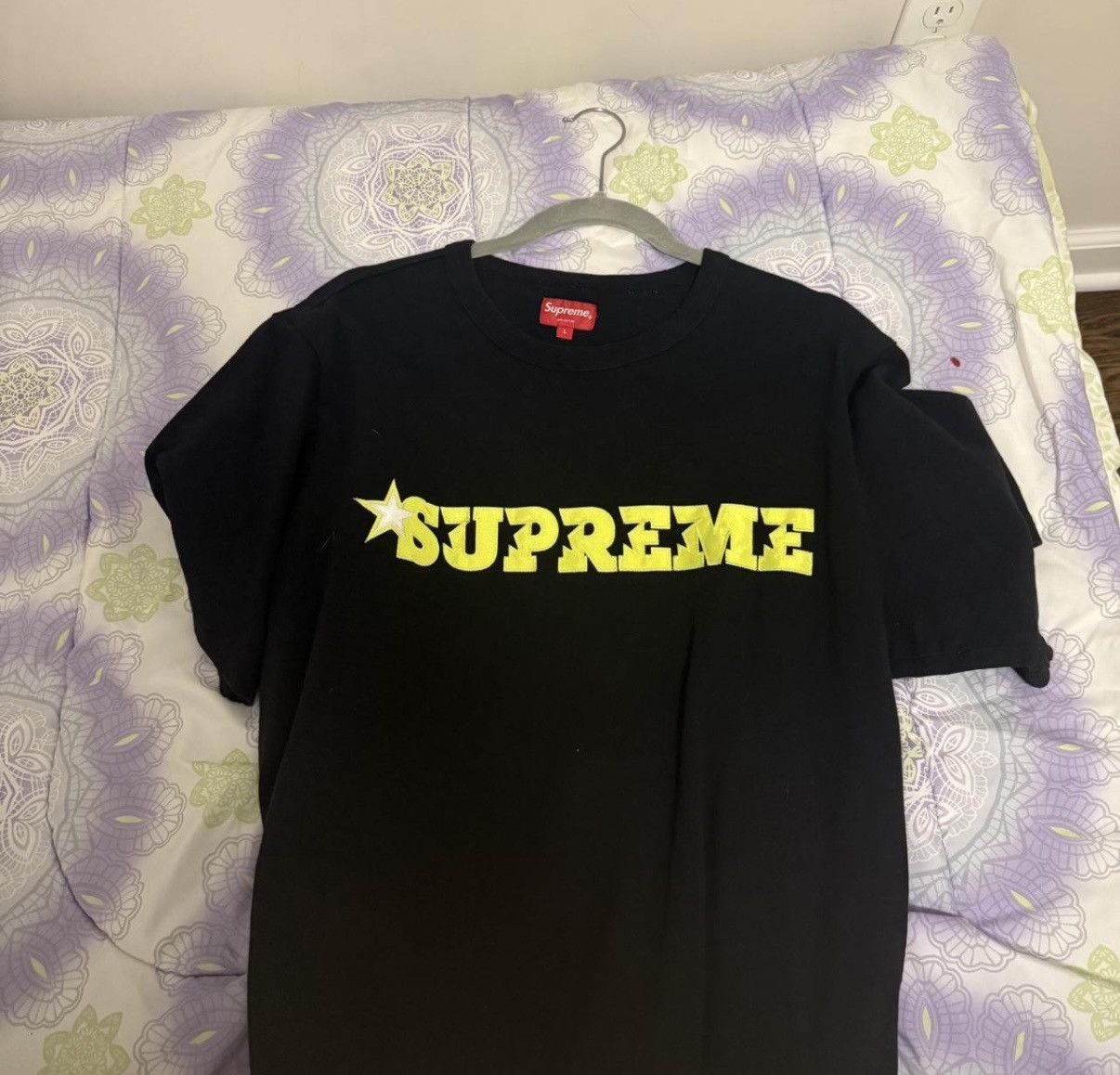 Supreme Men's T-Shirt Star Logo Size Large Black
