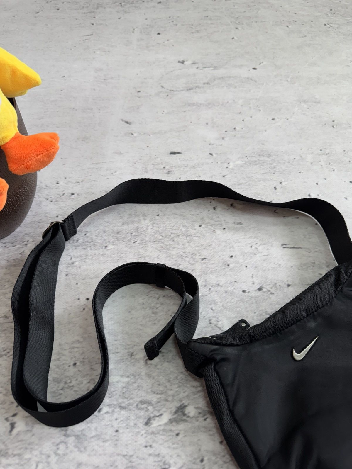 Nike × Vintage NIKE VINTAGE BASIC LOGO 00s 90s PINTEREST STYLE SLING BAG Size ONE SIZE - 3 Thumbnail