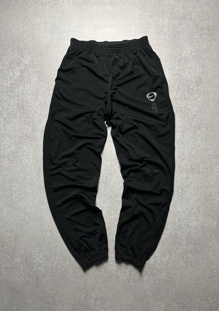 Nike × Vintage Vintage Nike Swoosh Baggy Trackpants Y2K M Size US 32 / EU 48 - 1 Thumbnail