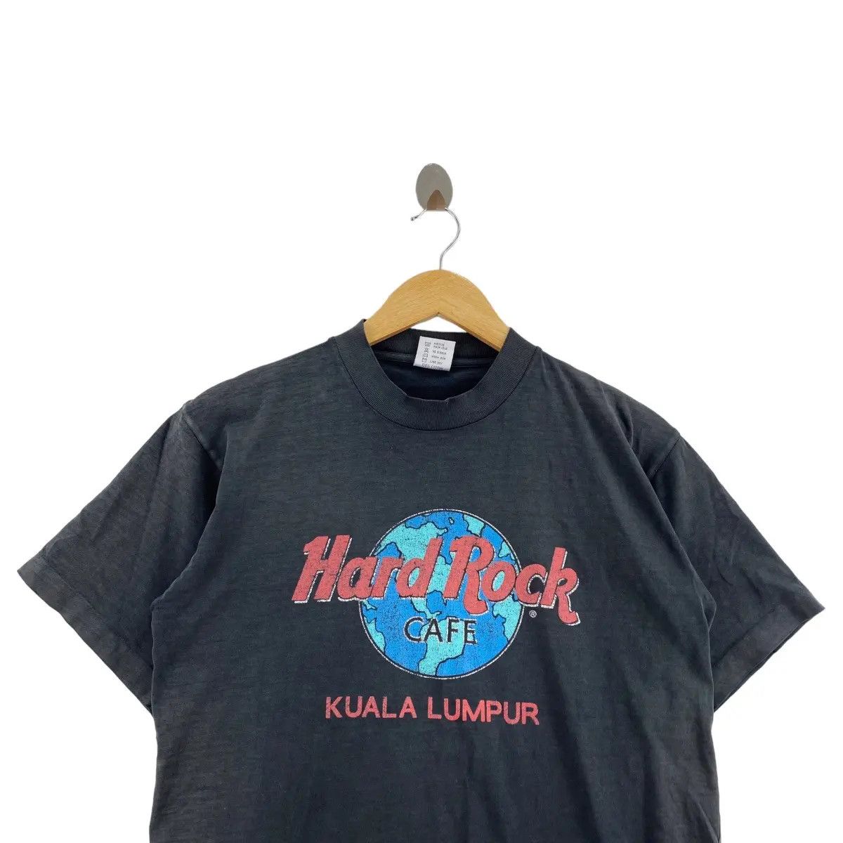 Hard Rock Cafe Vintage HARD ROCK CAFE Kuala Lumpur Tee Shirt Top Size US M / EU 48-50 / 2 - 1 Thumbnail