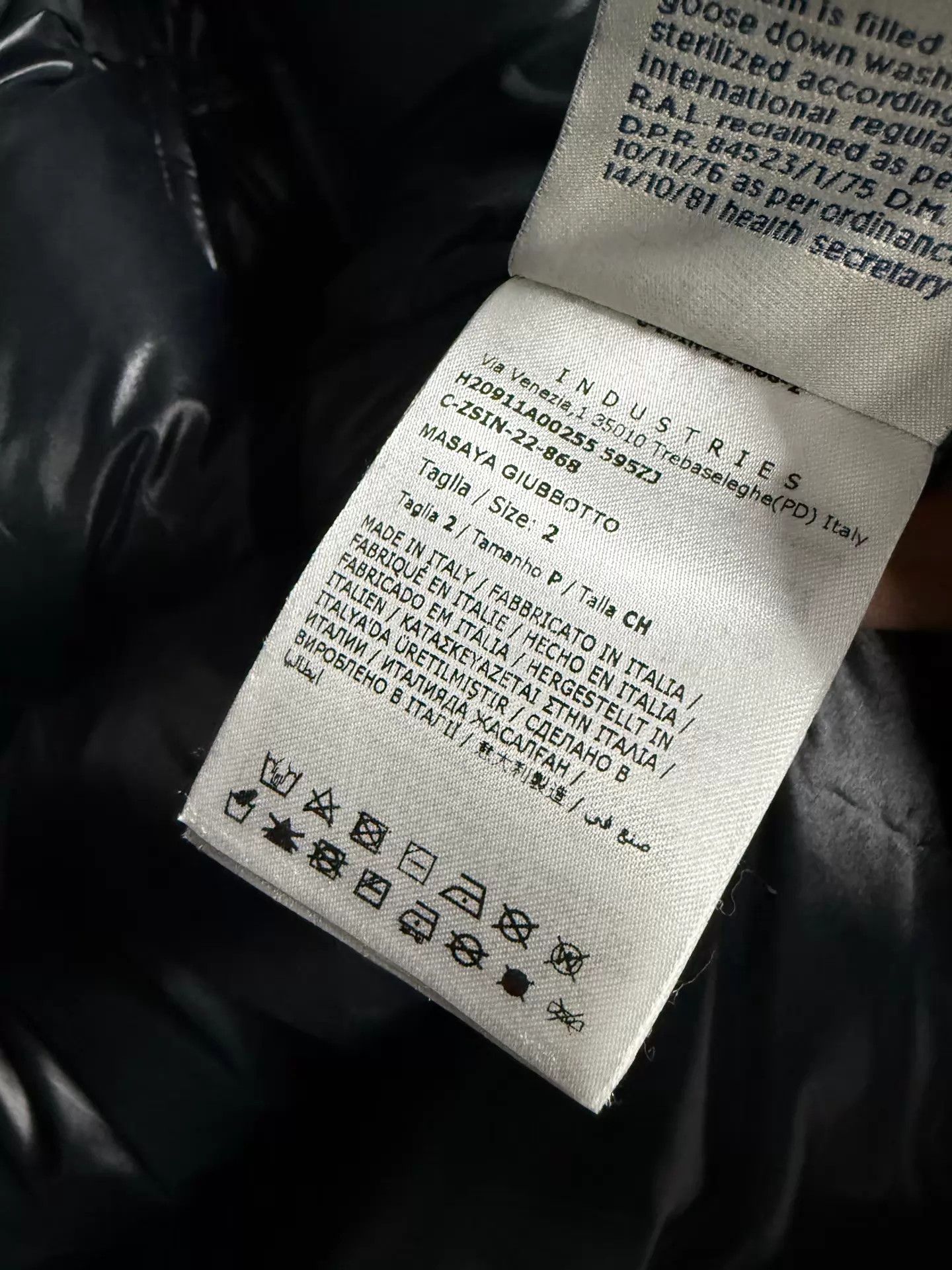 Moncler Moncler Masaya Maya Upgraded Down Jacket, Size 2, 99 New Size XS / US 0-2 / IT 36-38 - 7 Thumbnail