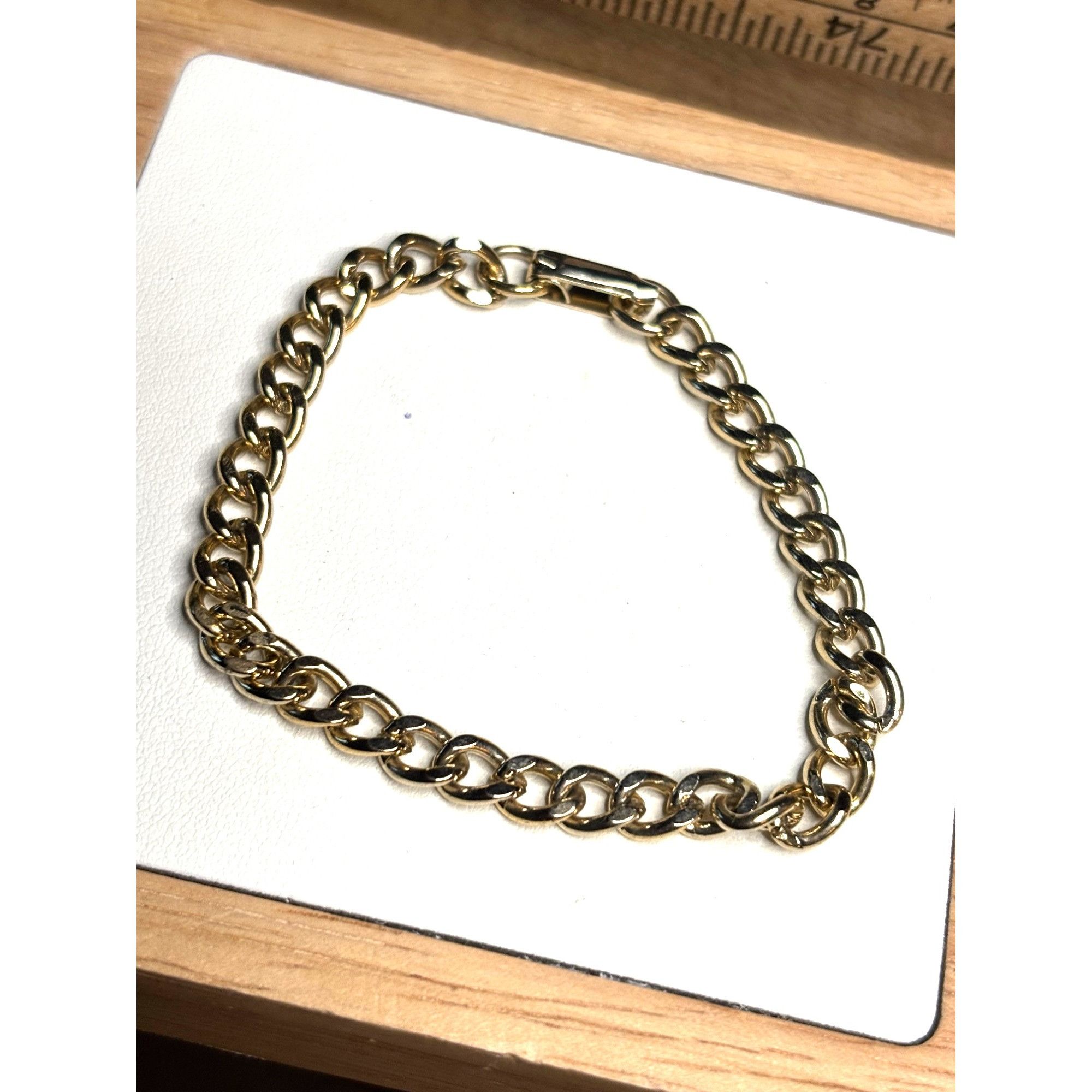 Other Gold Tone Chain Link Bracelet Size ONE SIZE - 1 Thumbnail