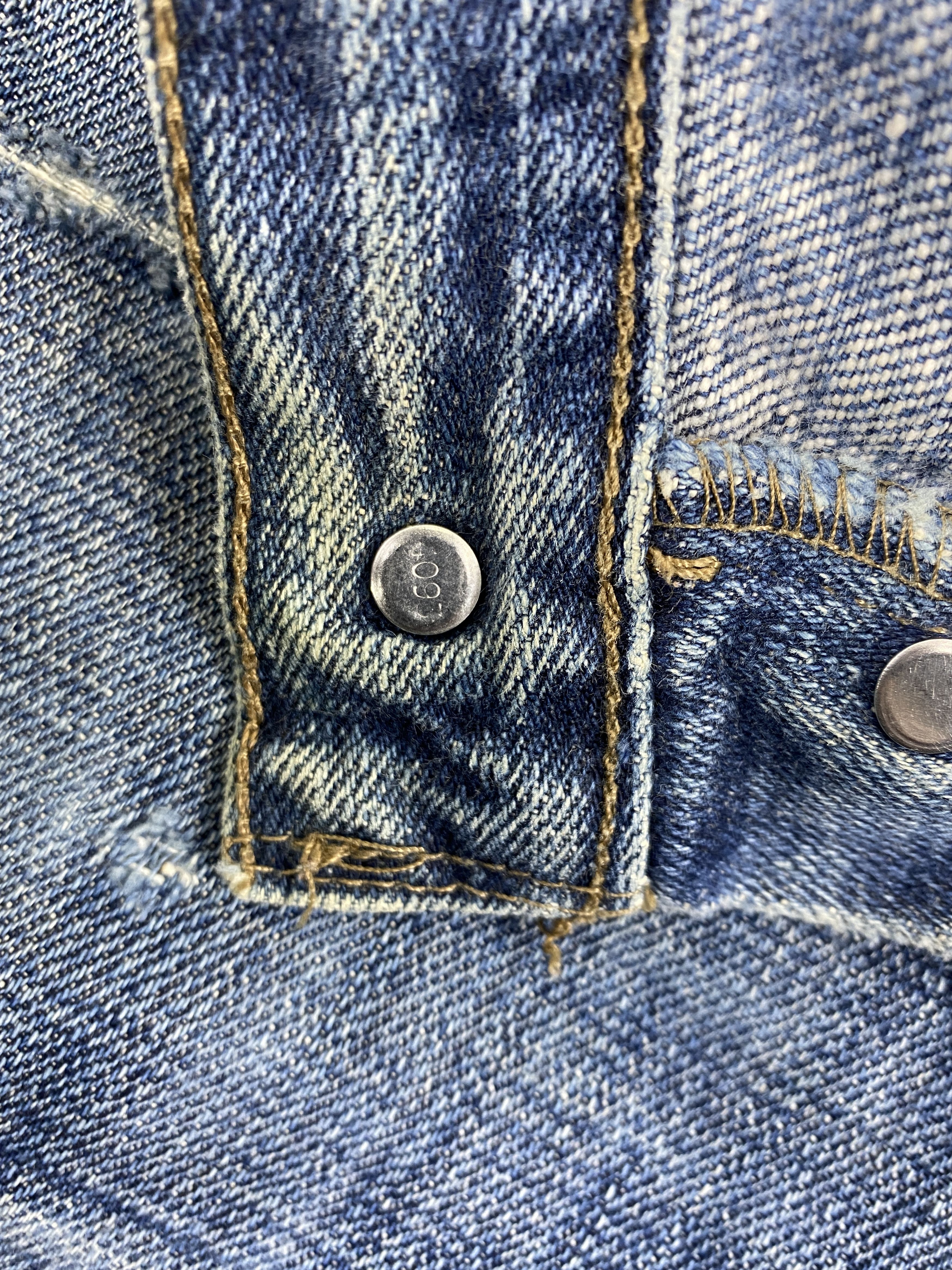 Levi's Distressed Blue Vintage Levi's 501 Jeans 37x30 Denim -JN2429 Size US 37 - 7 Thumbnail