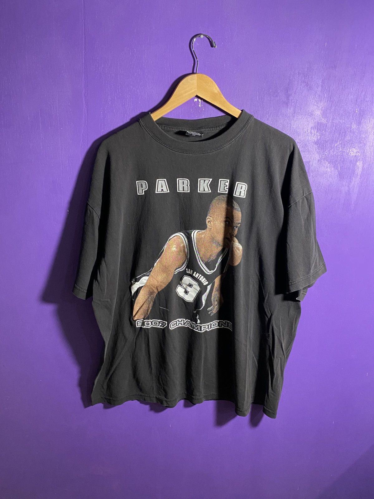 NBA Vintage 2007 NBA San Antonio spurs tony parker player tee Size US XXL / EU 58 / 5 - 1 Thumbnail
