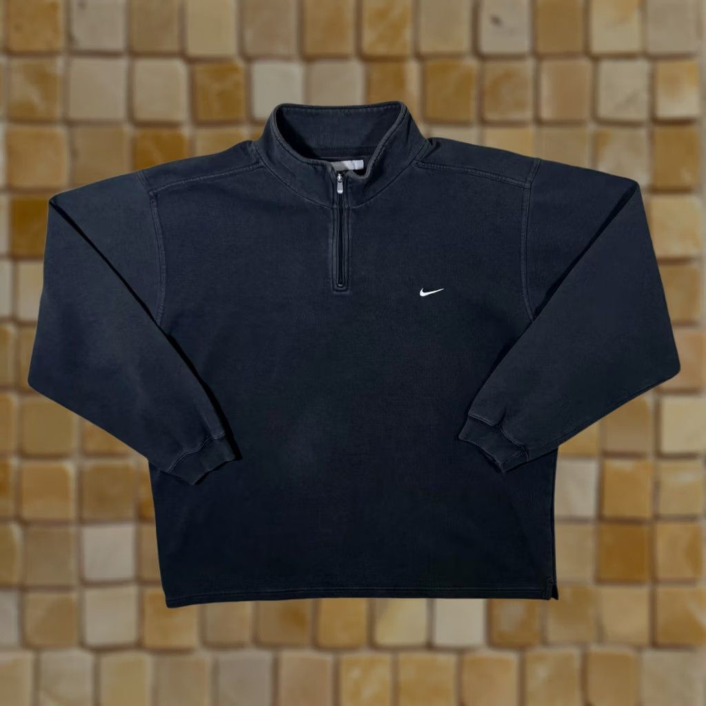 Nike VINTAGE Nike Classic Faded Black Mini Swoosh Logo 1/4 Zip Sweatshirt Large XL Mens Regular Long Sleeve Pullover Embroidered Logo 1990s 2000s Size US L / EU 52-54 / 3 - 1 Thumbnail
