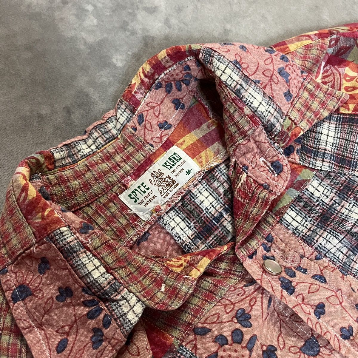 Japanese Brand Crazy Patchwork Flannel Shirt Plaid Floral Mix Quilt Style Size US M / EU 48-50 / 2 - 3 Thumbnail