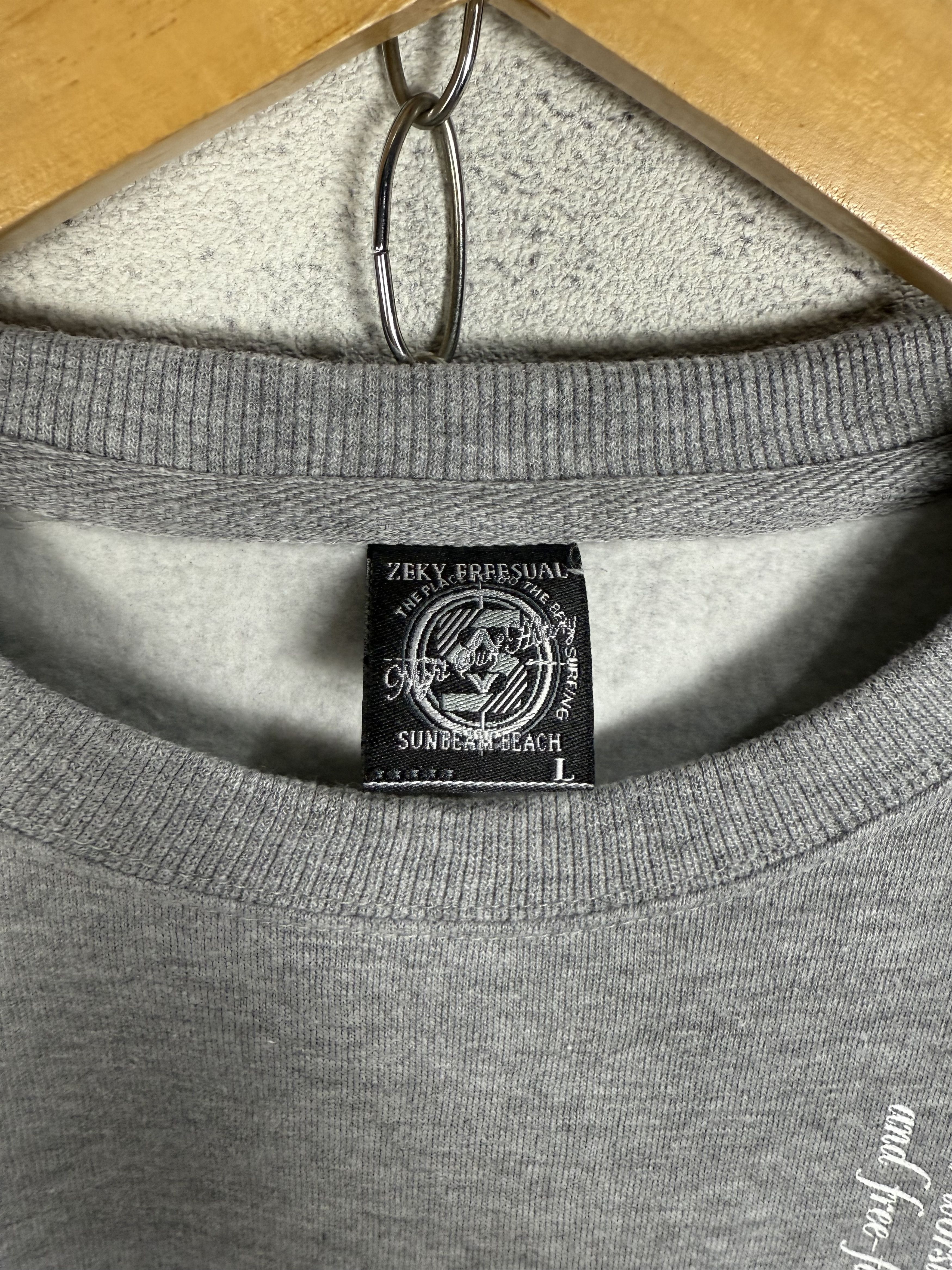 Japanese Brand Vintage Zeky Freesual Surfboard Y2K Sweatshirt Crewneck Size US M / EU 48-50 / 2 - 5 Thumbnail