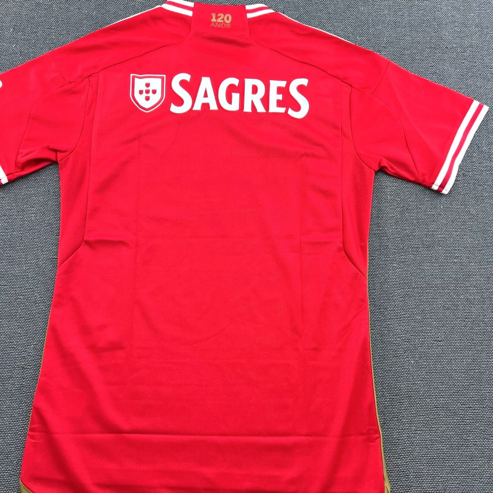 Adidas BNWT Benfica Adidas 2023-2024 Home Football Jersey Mens Small Adult Red Shirt Size US S / EU 44-46 / 1 - 2 Thumbnail