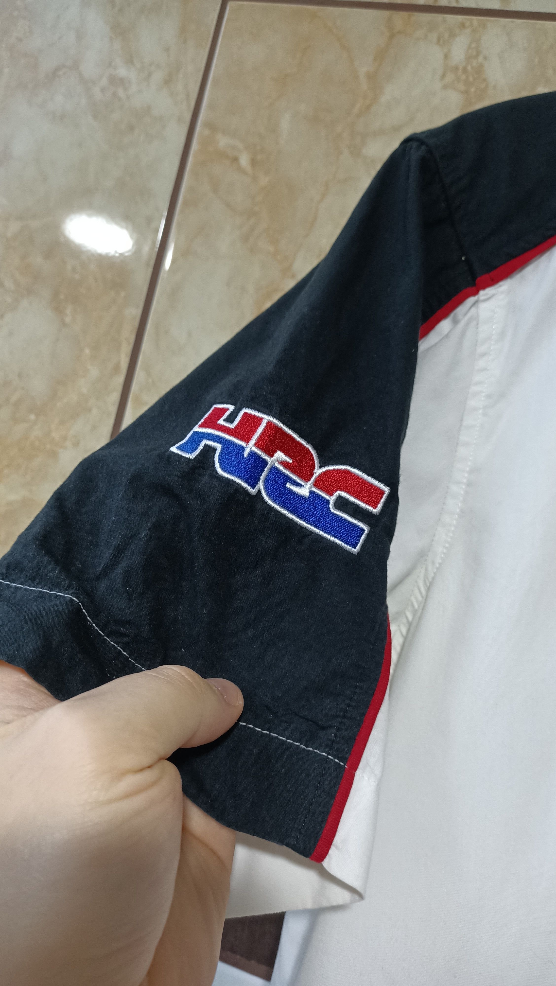 Honda Vintage Honda Racing Team up button shirt HRC Size US M / EU 48-50 / 2 - 3 Thumbnail