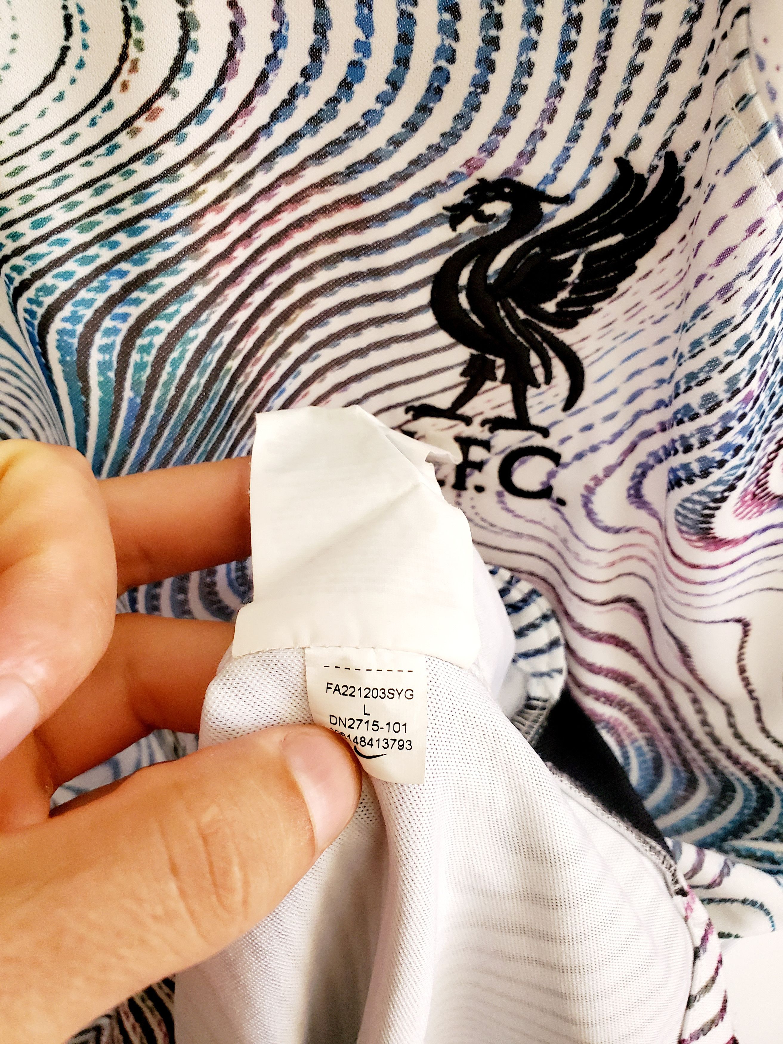 Nike Liverpool LFC 2022 - 2023 away jersey perfect condition L Size US L / EU 52-54 / 3 - 5 Thumbnail