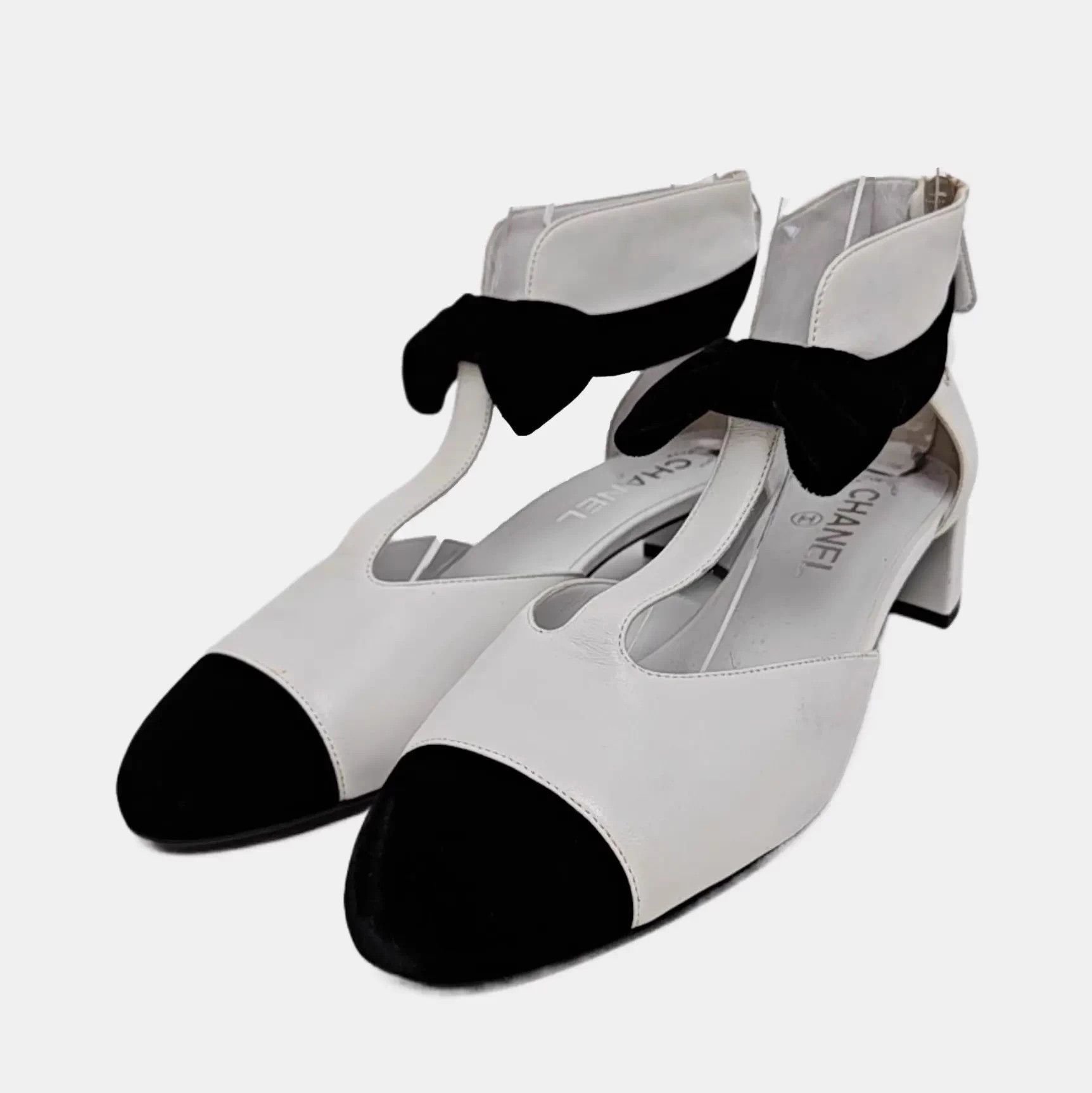 Chanel Chanel High Heels 39 Size US 8.5 / IT 38.5 - 1 Thumbnail