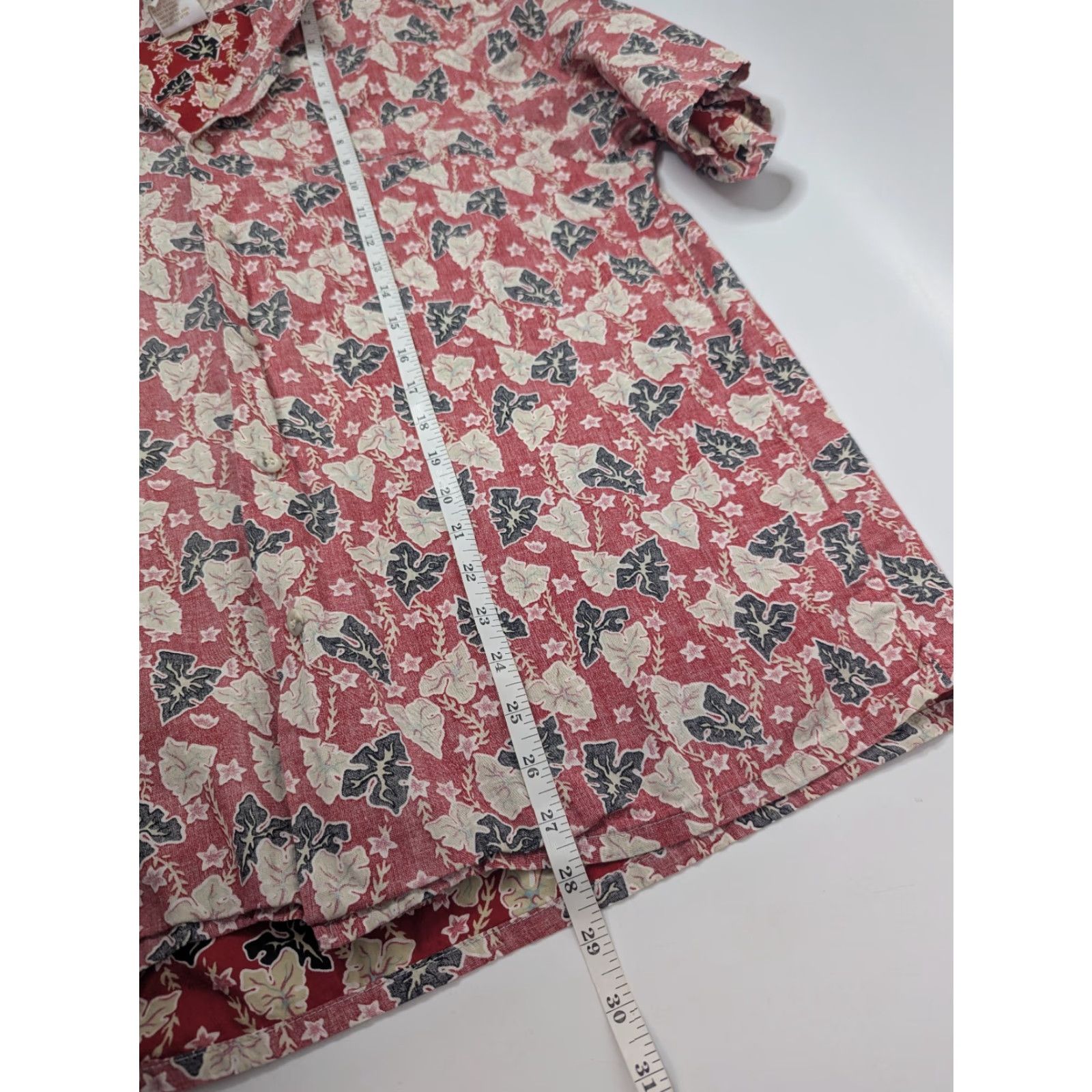 Vivobarefoot VTG Go Barefoot Camp Collar Shirt Men's L Red Hawaiian Aloha Reverse Leaf Floral Button-Up Casual Vintage Size US L / EU 52-54 / 3 - 4 Thumbnail