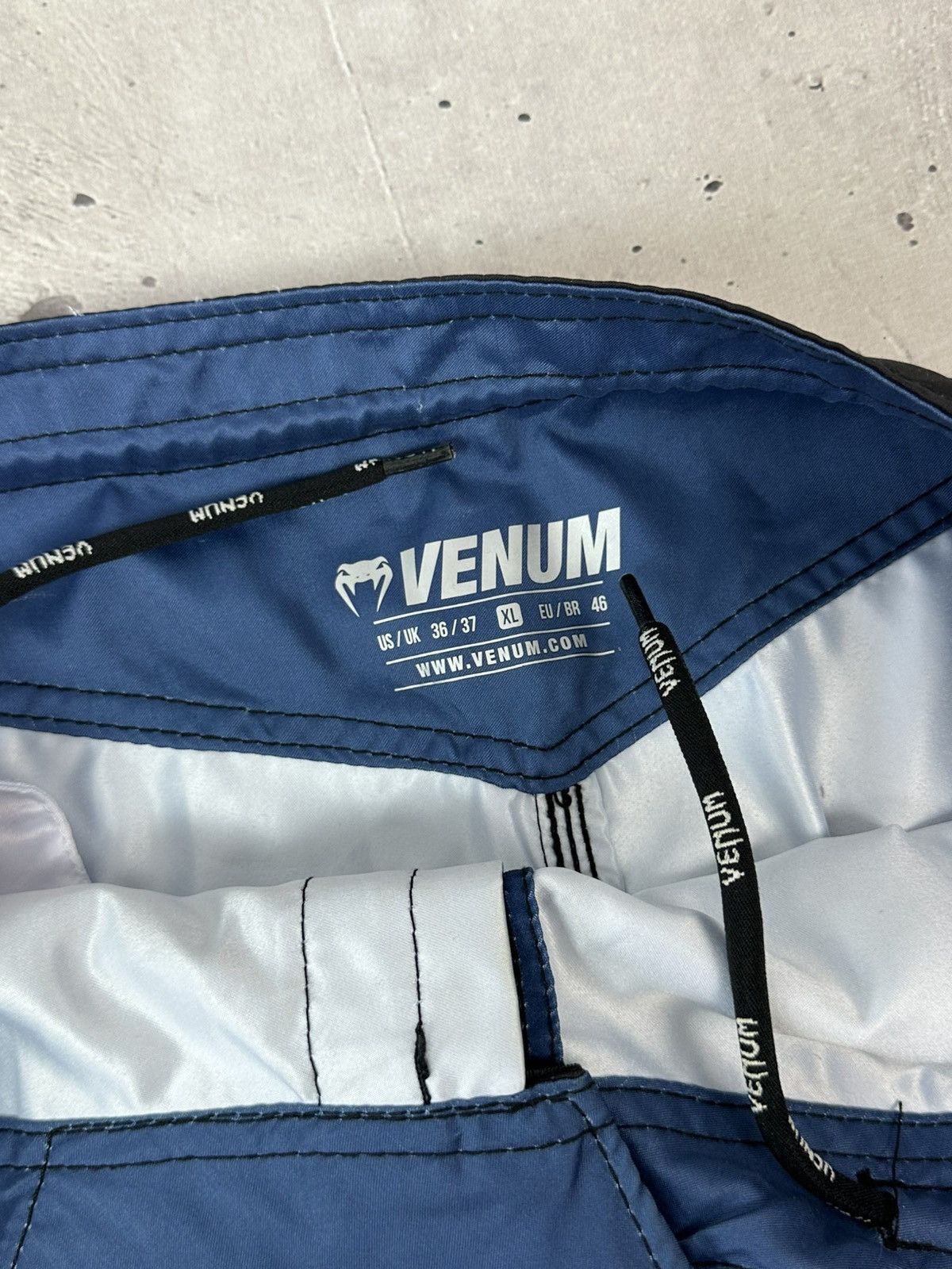 Other Venum Train Hard Hit Heavy Blue Printed Shorts Size US 34 / EU 50 - 10 Thumbnail
