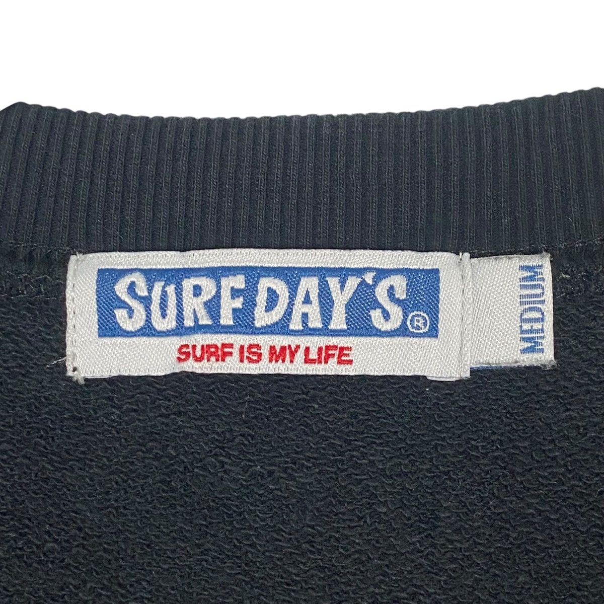 Vintage Vintage Surf Day Crewneck Sweatshirt Black Jumper Size M Size US M / EU 48-50 / 2 - 9 Thumbnail