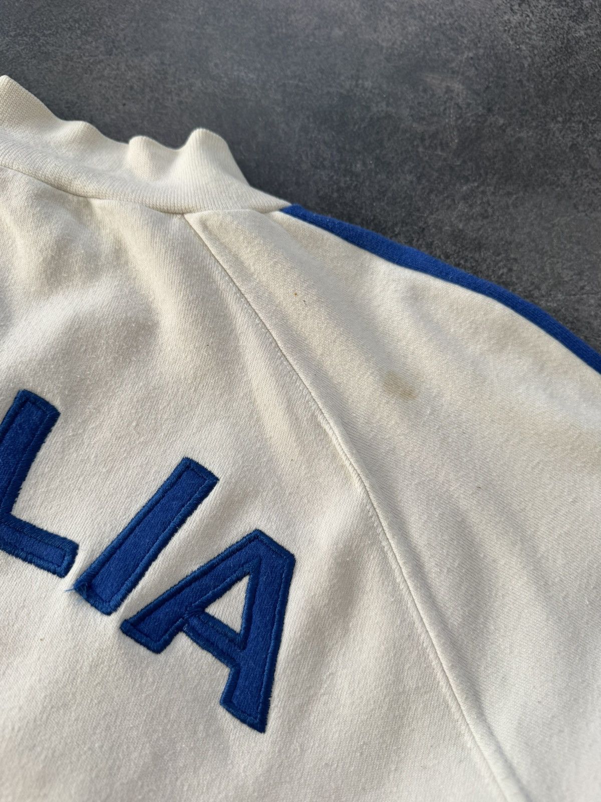 Vintage Vintage Italia zip up y2k Size US L / EU 52-54 / 3 - 12 Thumbnail