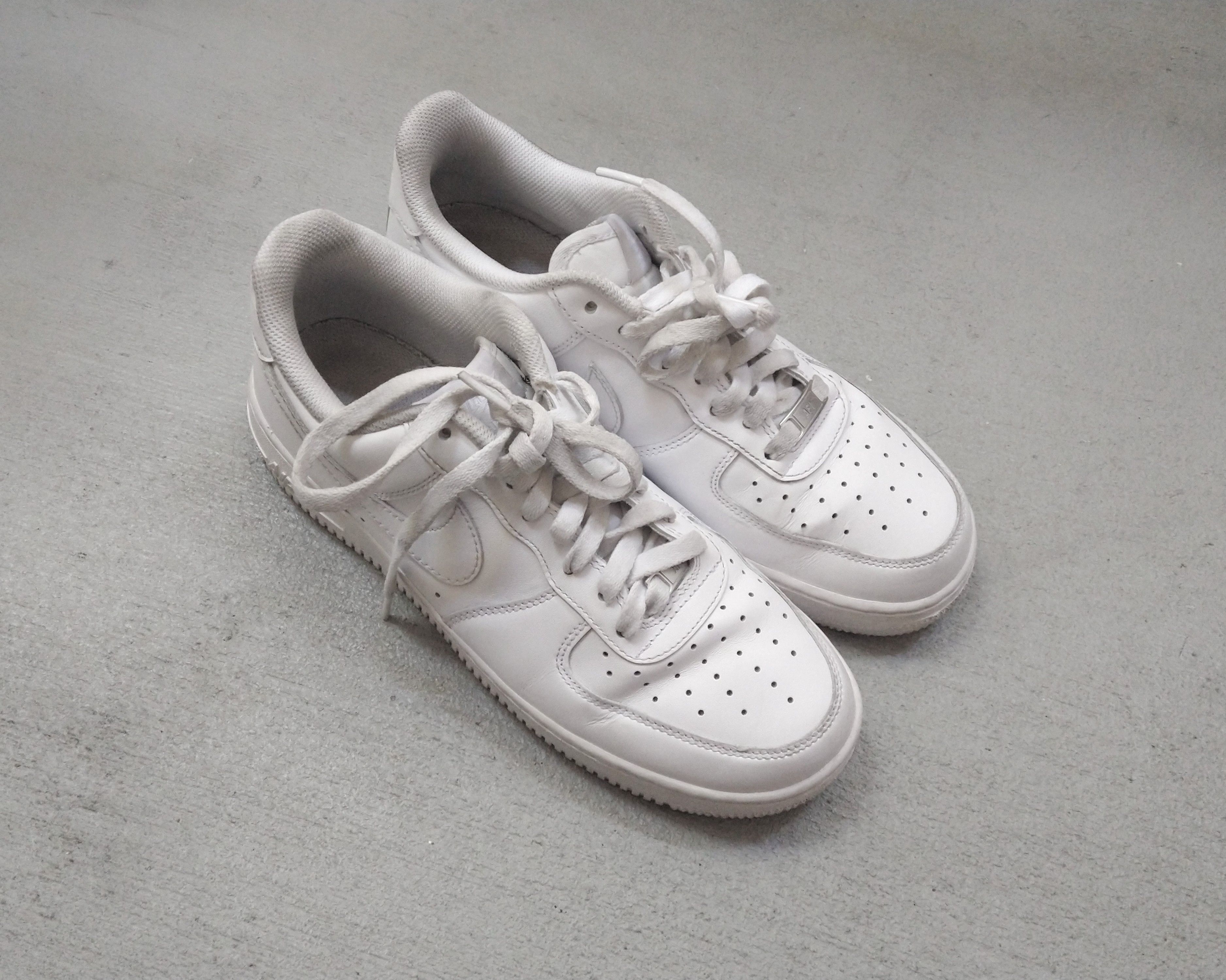 Nike Nike Air Force 1 AF1 Triple White Size 8.5 Low DD8959-100 Size US 8.5 / EU 41-42 - 2 Thumbnail
